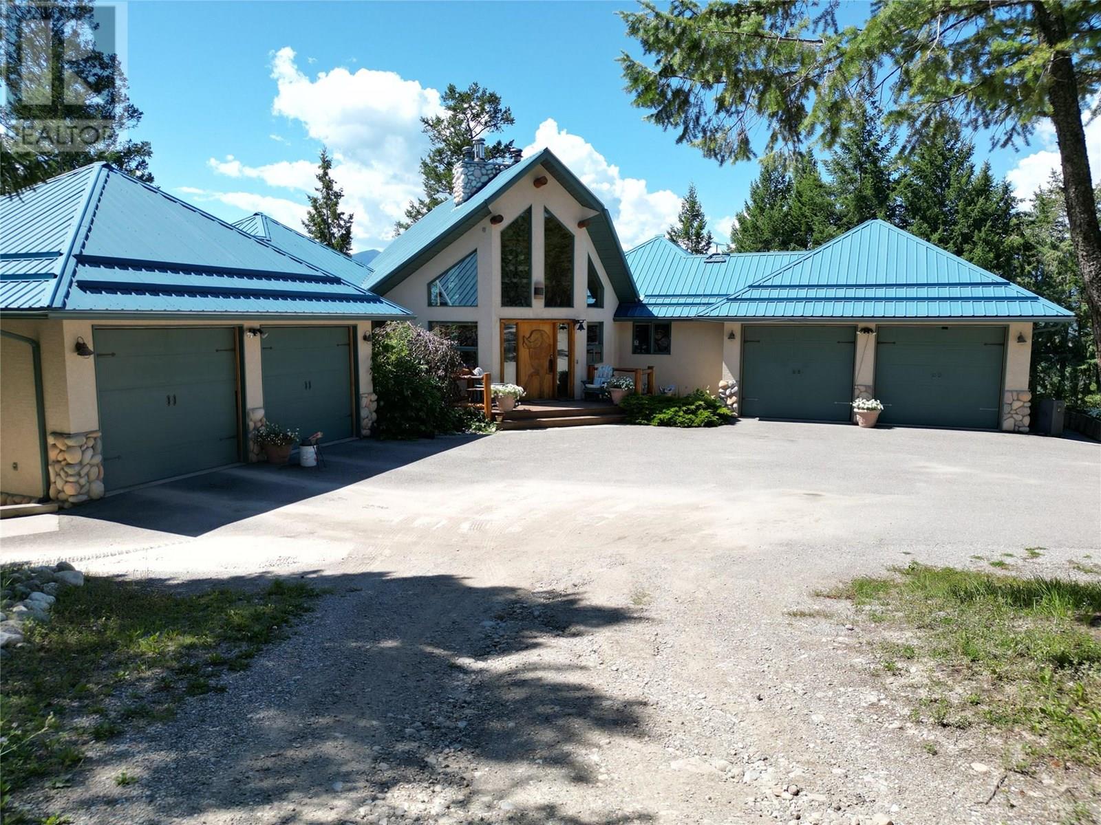 8161 93/95 Highway, Radium Hot Springs, British Columbia  V0A 1M0 - Photo 46 - 10358109