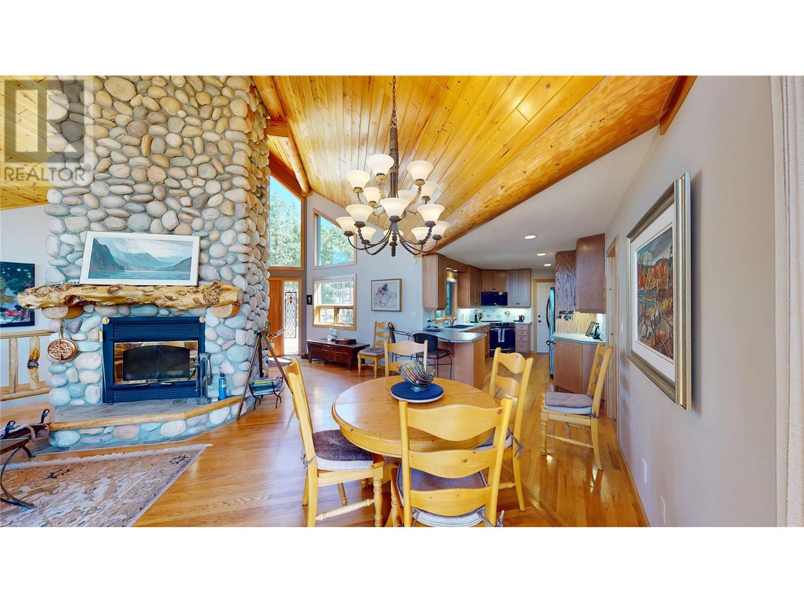 8161 93/95 Highway, Radium Hot Springs, British Columbia  V0A 1M0 - Photo 6 - 10358109