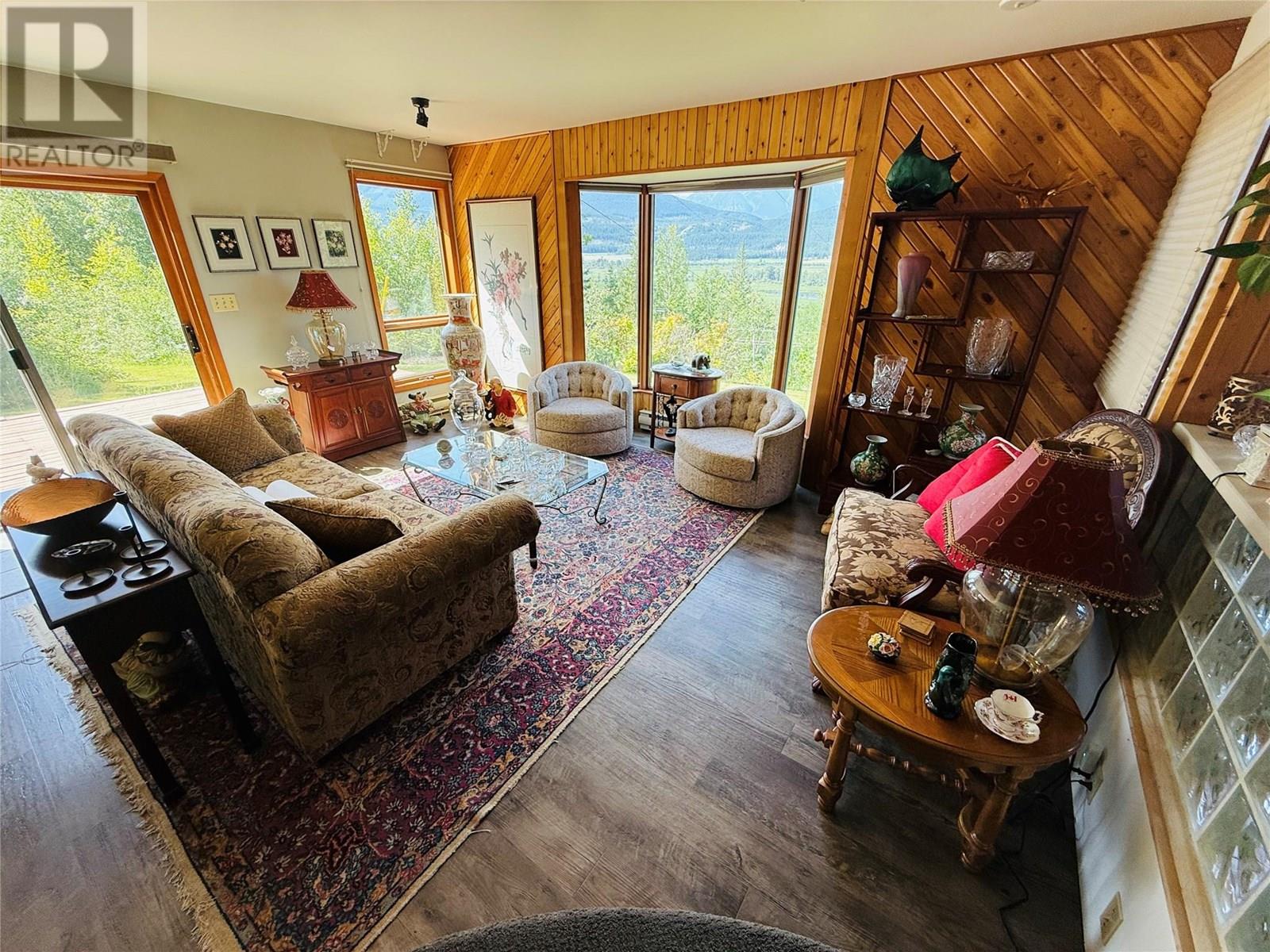 2538 95 Highway, Brisco, British Columbia  V0A 1B0 - Photo 20 - 10357972