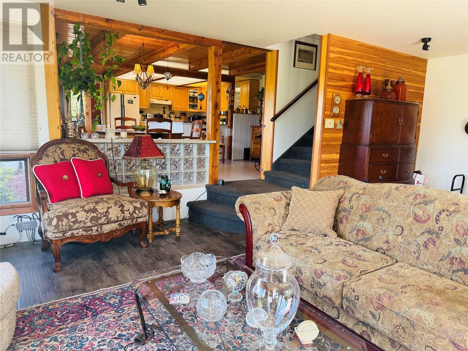 2538 95 Highway, Brisco, British Columbia  V0A 1B0 - Photo 26 - 10357972