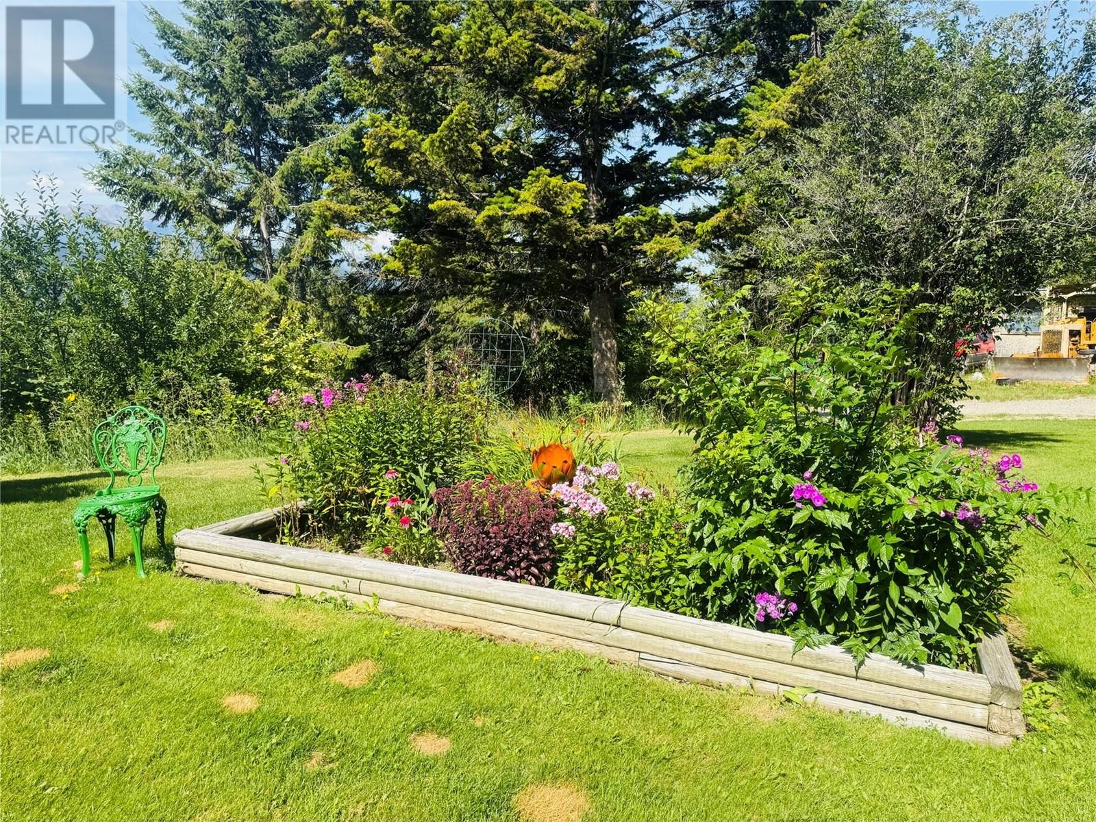 2538 95 Highway, Brisco, British Columbia  V0A 1B0 - Photo 59 - 10357972