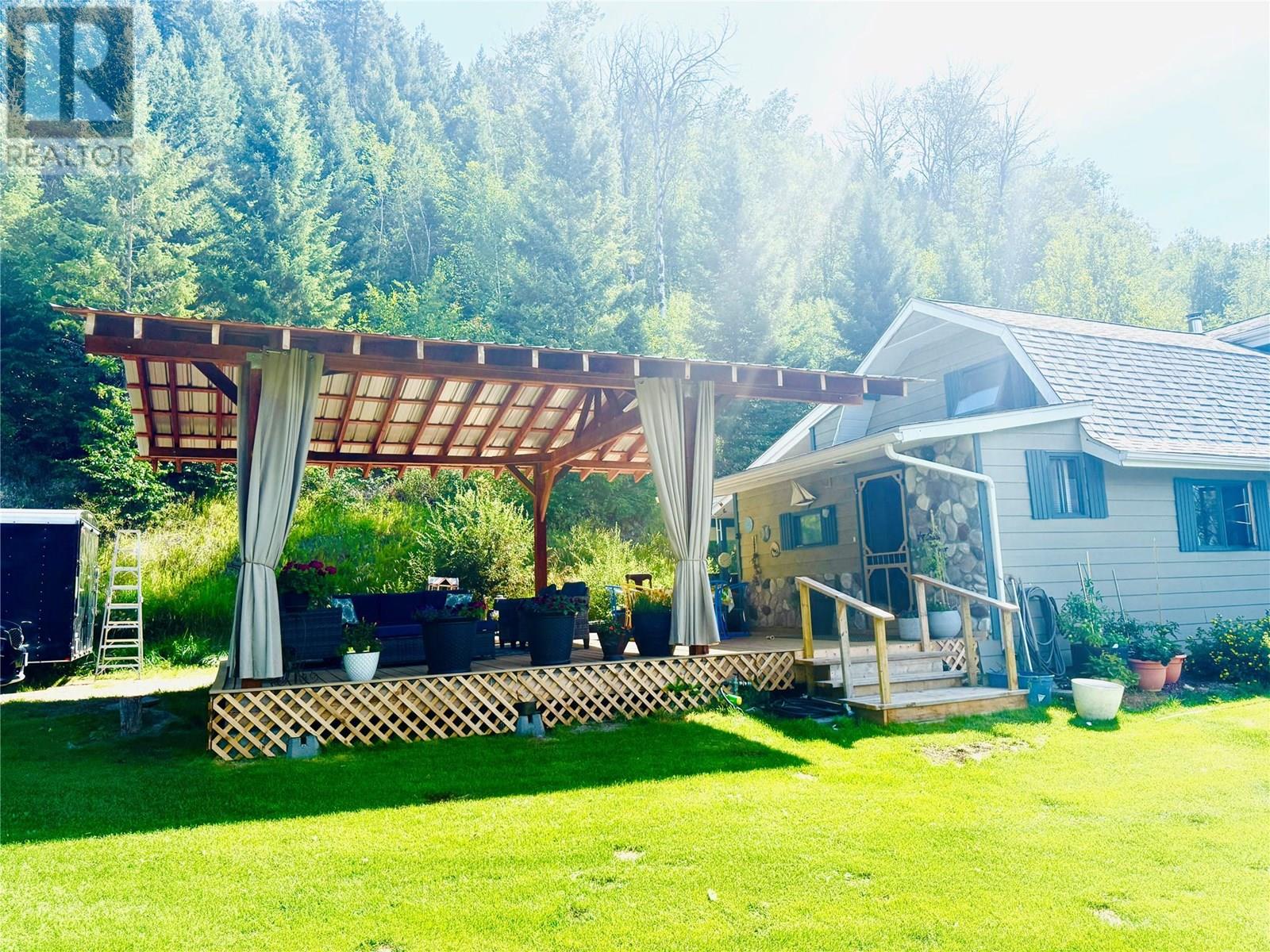 2538 95 Highway, Brisco, British Columbia  V0A 1B0 - Photo 60 - 10357972