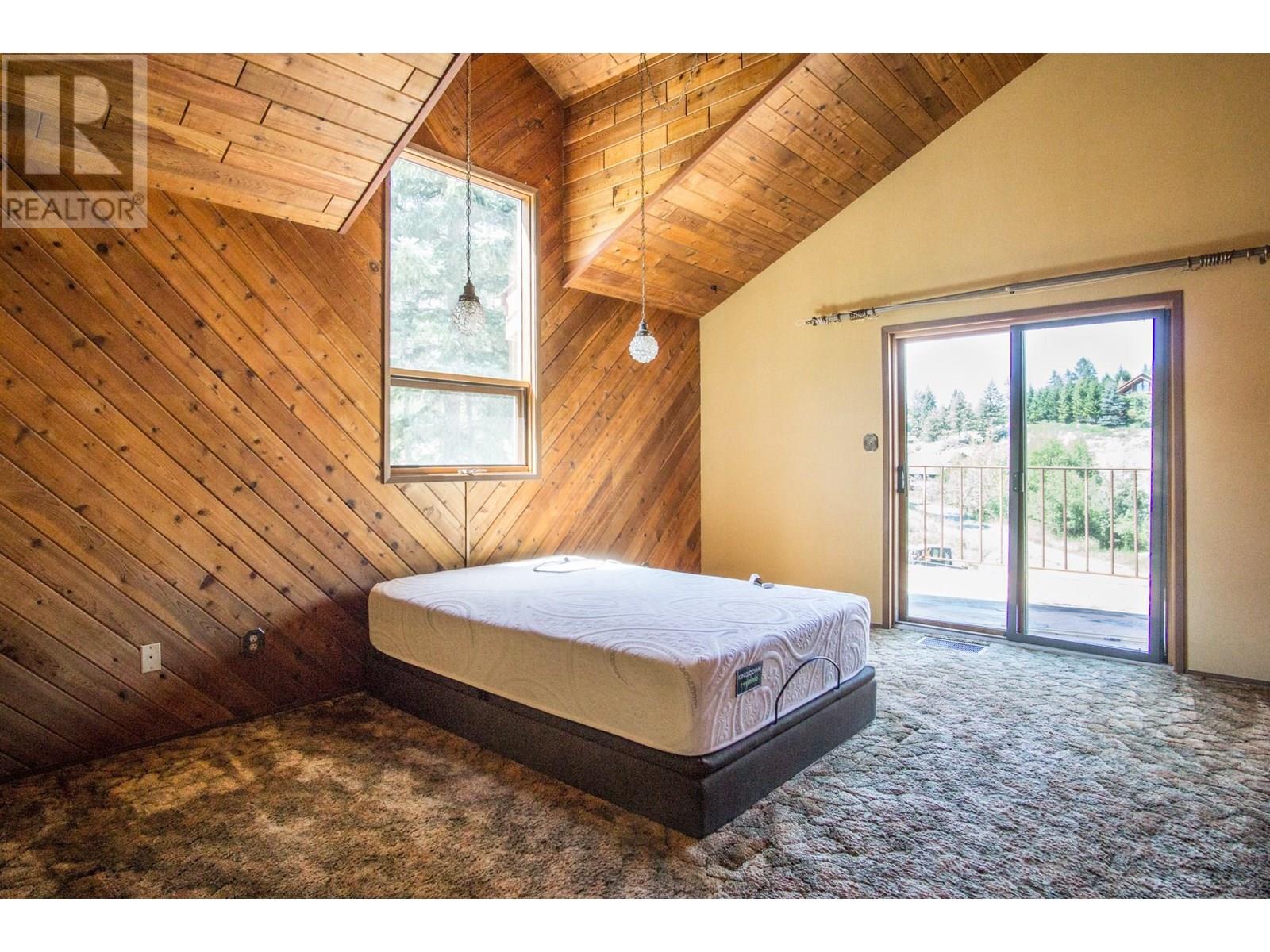 1049 Swansea Road, Invermere, British Columbia  V0A 1K3 - Photo 15 - 10357843