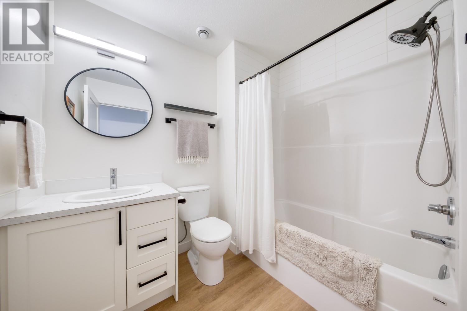 2101 Pine Tree Way Unit# 24, Invermere, British Columbia  V0A 1K4 - Photo 14 - 10357593