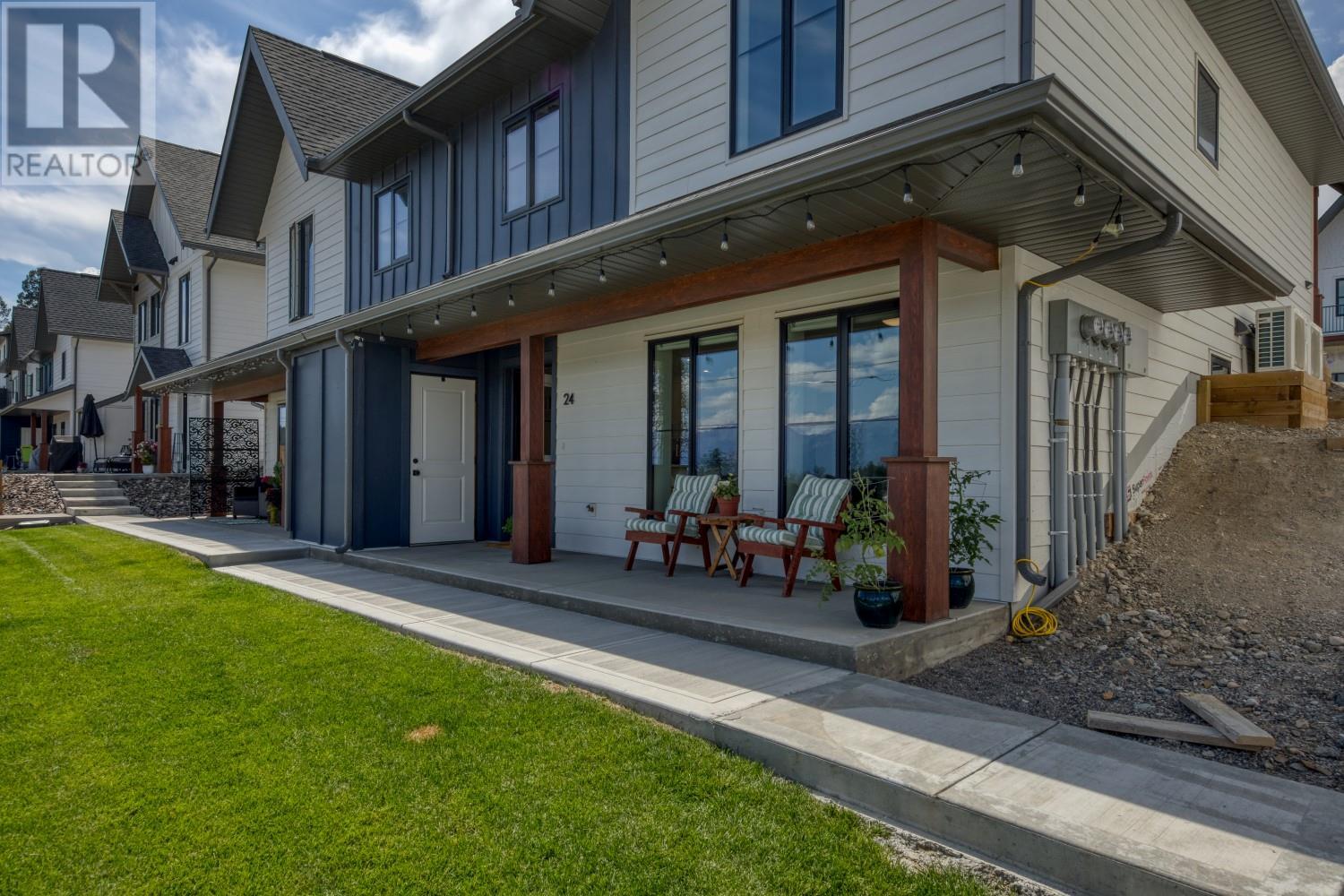 2101 Pine Tree Way Unit# 24, Invermere, British Columbia  V0A 1K4 - Photo 2 - 10357593