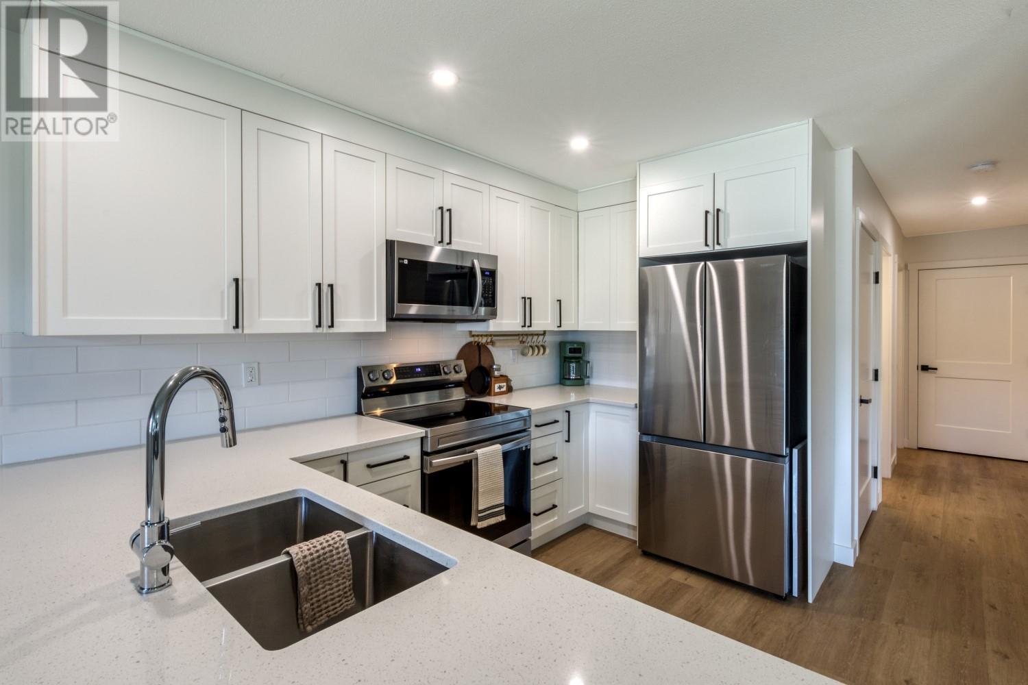 2101 Pine Tree Way Unit# 24, Invermere, British Columbia  V0A 1K4 - Photo 8 - 10357593