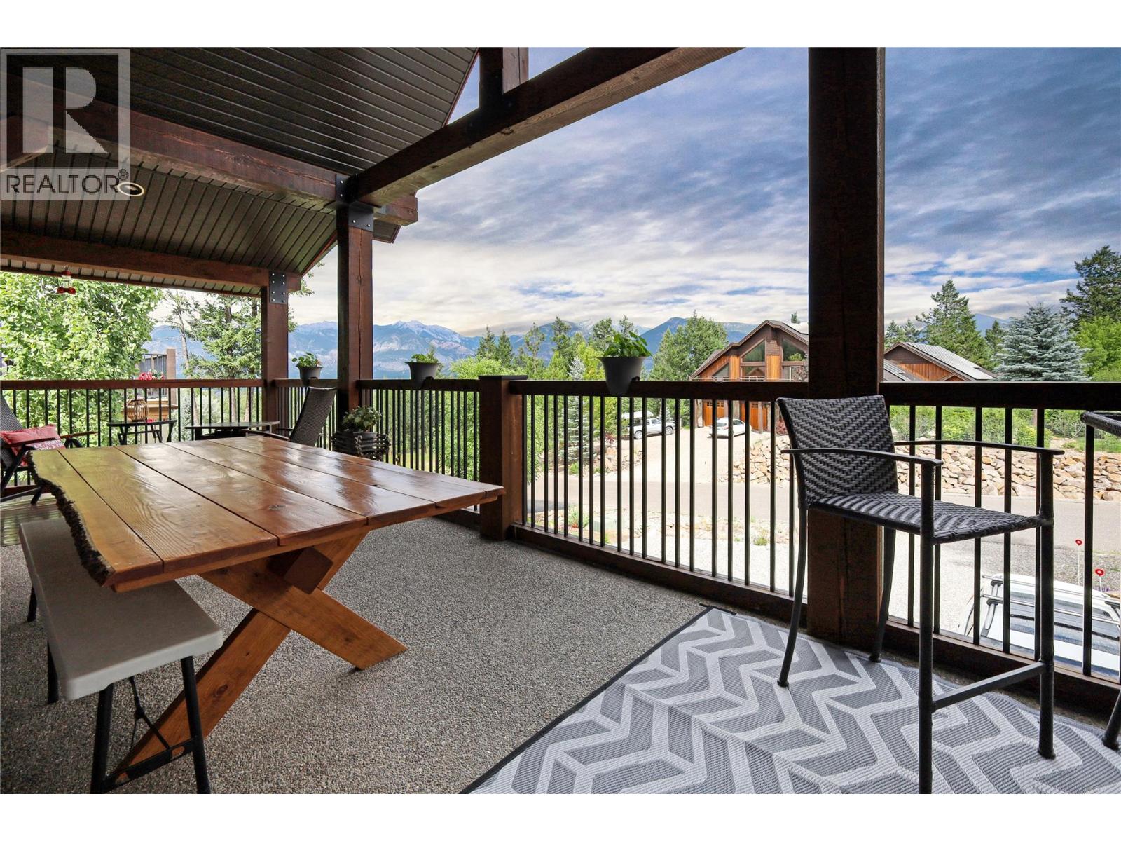 2462 Castlestone Drive, Invermere, British Columbia  V0A 1K6 - Photo 10 - 10356068