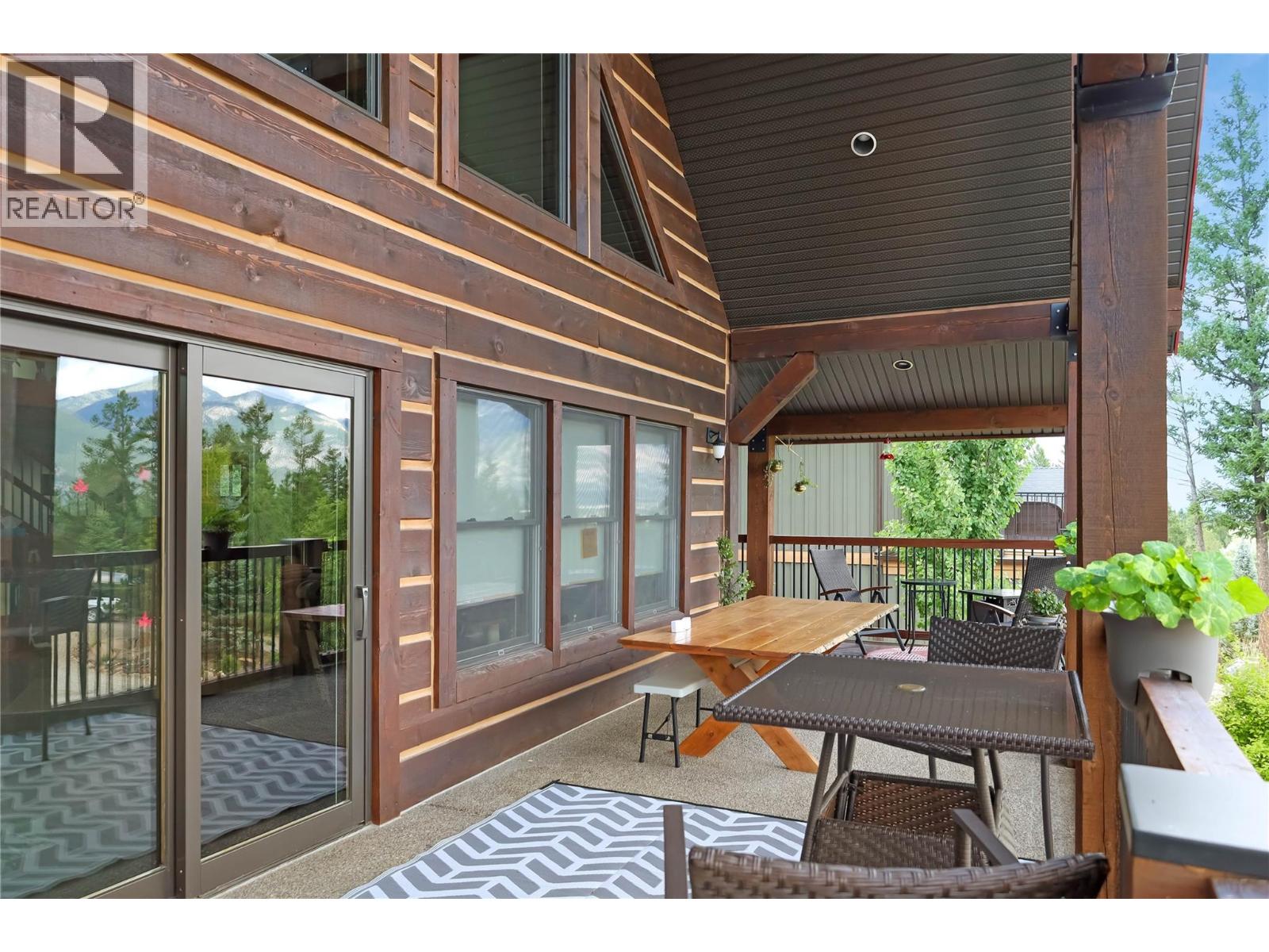 2462 Castlestone Drive, Invermere, British Columbia  V0A 1K6 - Photo 12 - 10356068