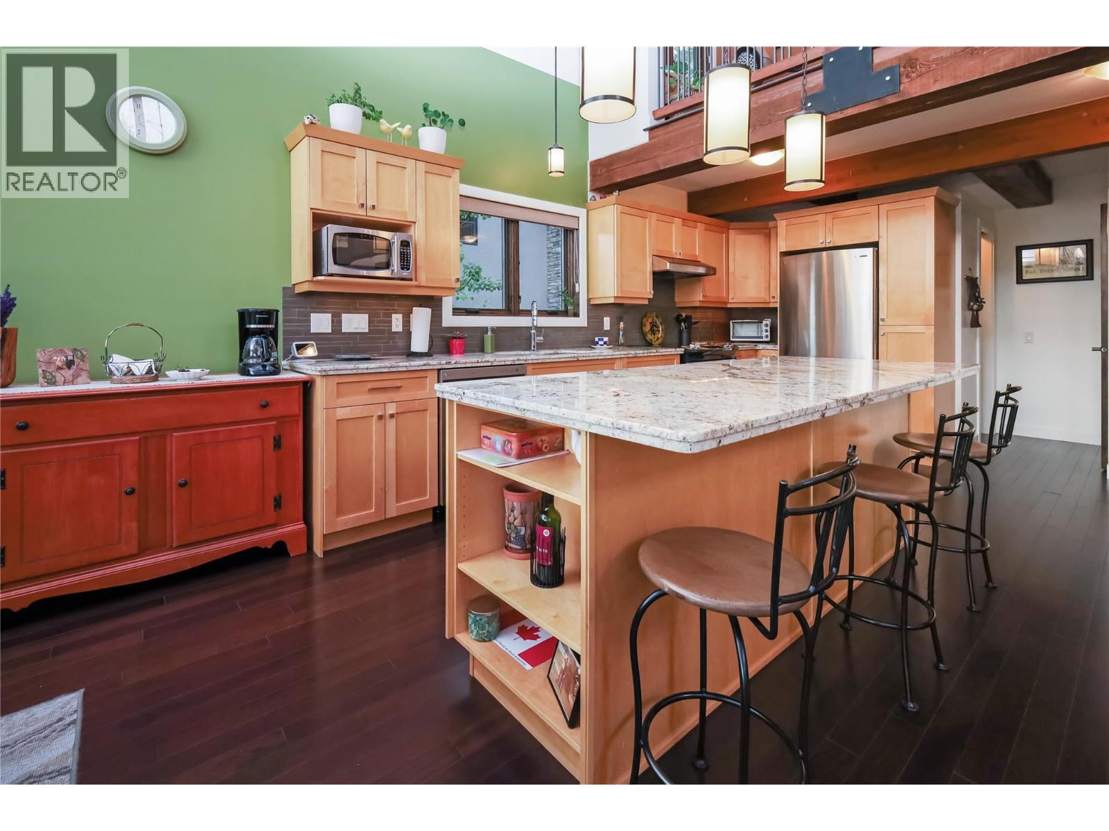 2462 Castlestone Drive, Invermere, British Columbia  V0A 1K6 - Photo 5 - 10356068