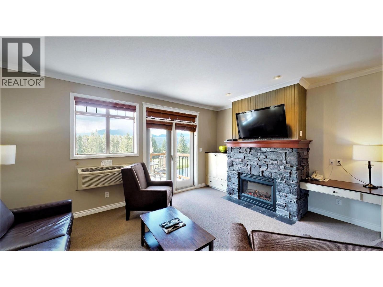 200 Bighorn Boulevard Unit# 234 B, Radium Hot Springs, British Columbia  V0A 1M0 - Photo 2 - 10357645