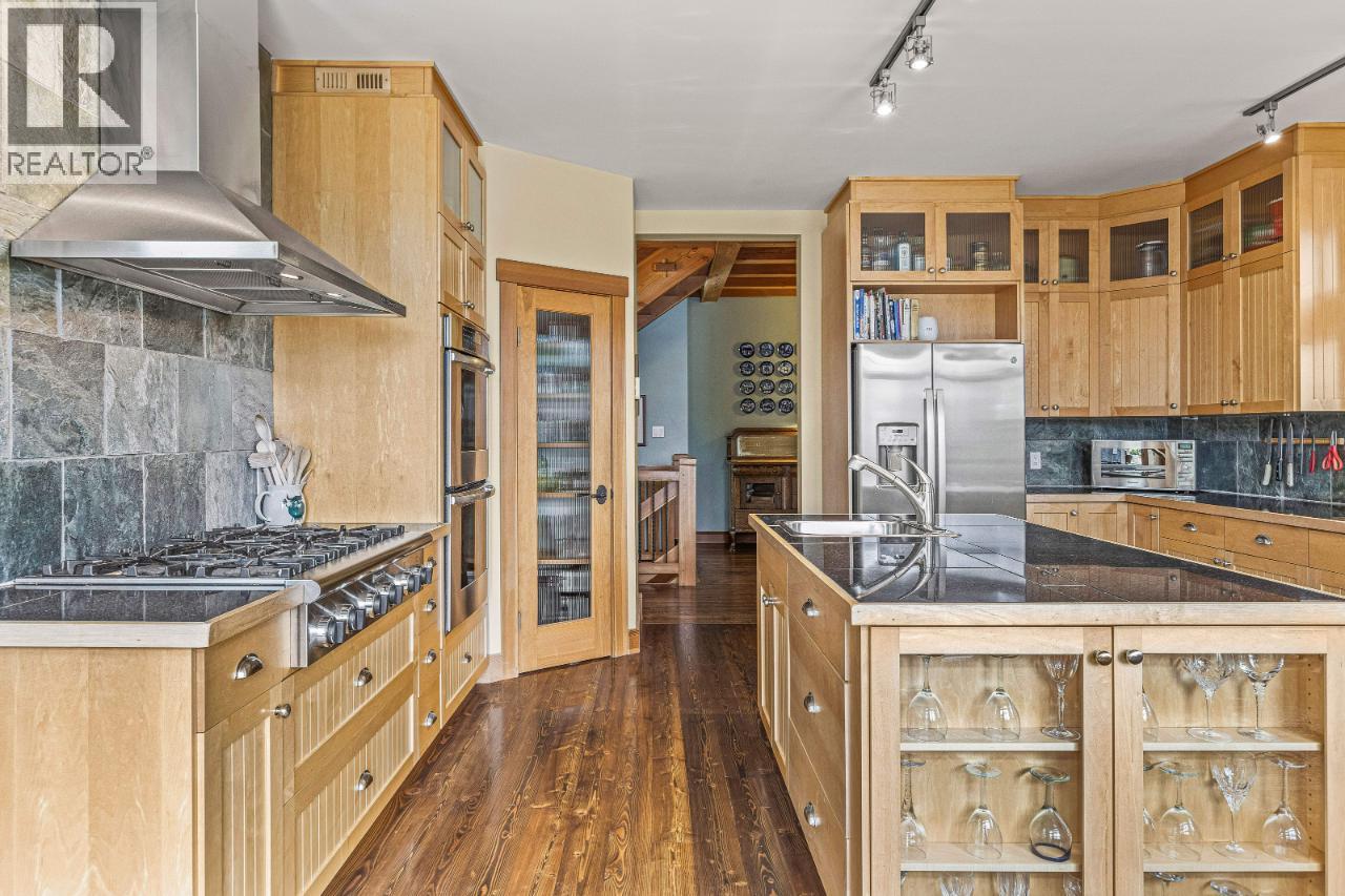 1403 Deer Ridge Road, Golden, British Columbia  V0A 1H1 - Photo 18 - 10358800