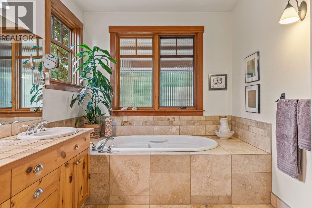 1403 Deer Ridge Road, Golden, British Columbia  V0A 1H1 - Photo 43 - 10358800