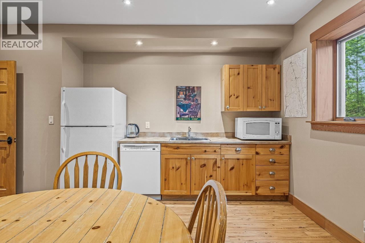 1403 Deer Ridge Road, Golden, British Columbia  V0A 1H1 - Photo 76 - 10358800