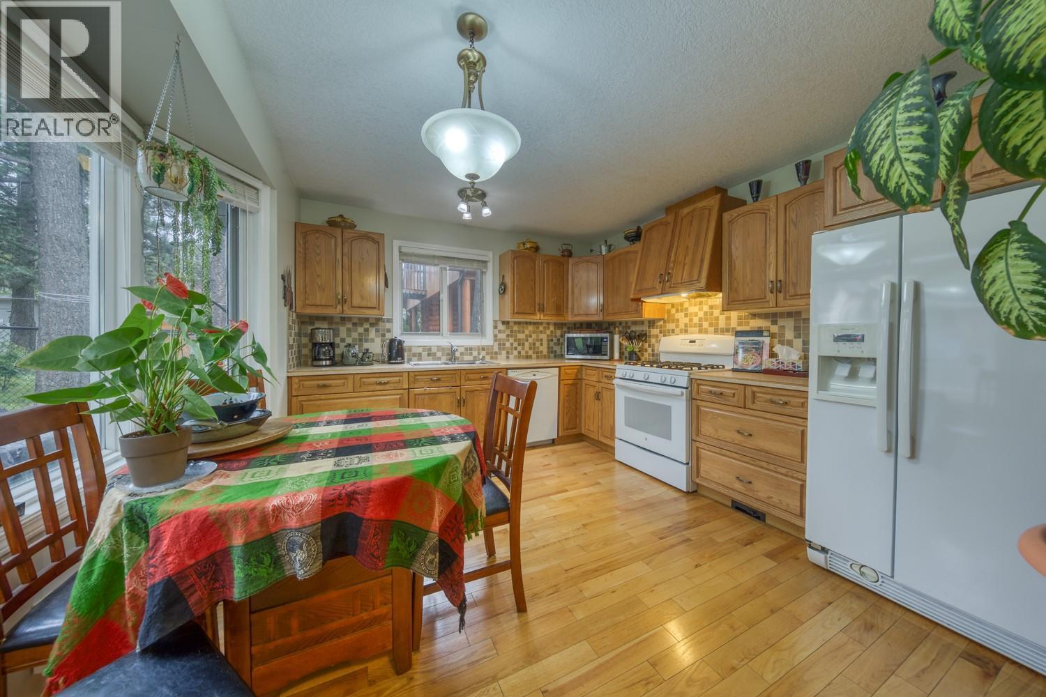 7496 Rivercrest Road, Radium Hot Springs, British Columbia  V0A 1M0 - Photo 15 - 10358777