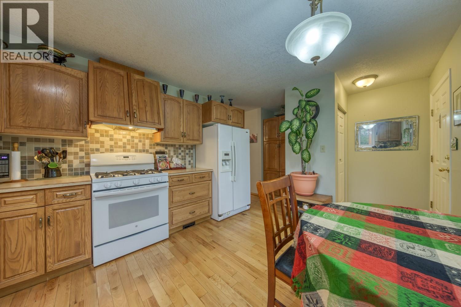 7496 Rivercrest Road, Radium Hot Springs, British Columbia  V0A 1M0 - Photo 16 - 10358777