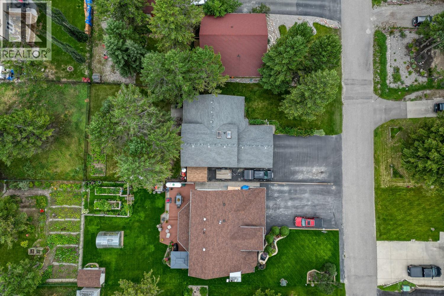 7496 Rivercrest Road, Radium Hot Springs, British Columbia  V0A 1M0 - Photo 38 - 10358777