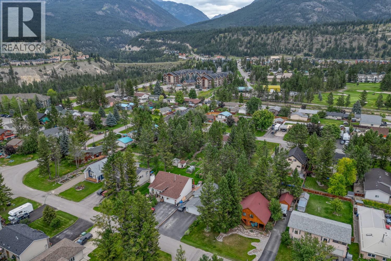 7496 Rivercrest Road, Radium Hot Springs, British Columbia  V0A 1M0 - Photo 40 - 10358777