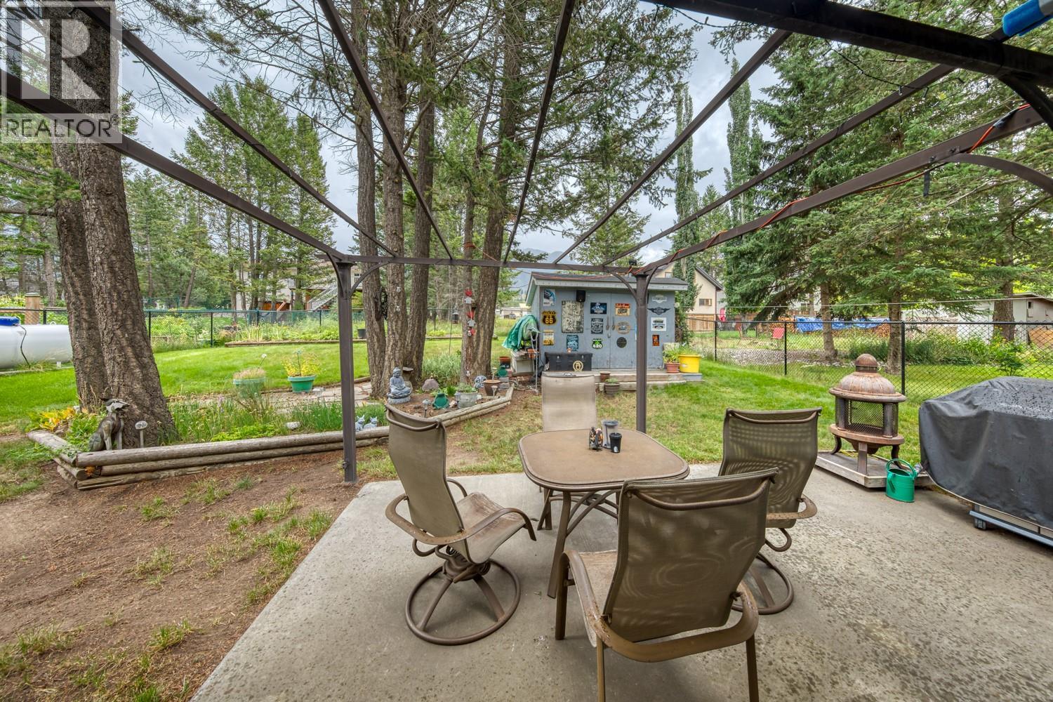 7496 Rivercrest Road, Radium Hot Springs, British Columbia  V0A 1M0 - Photo 5 - 10358777