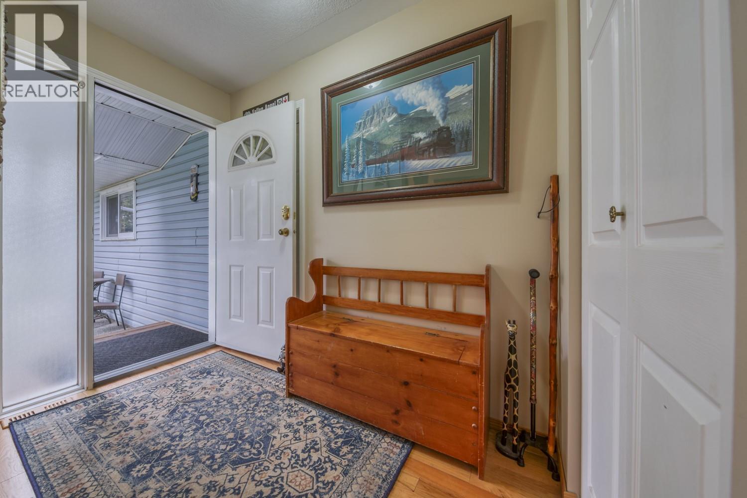 7496 Rivercrest Road, Radium Hot Springs, British Columbia  V0A 1M0 - Photo 7 - 10358777