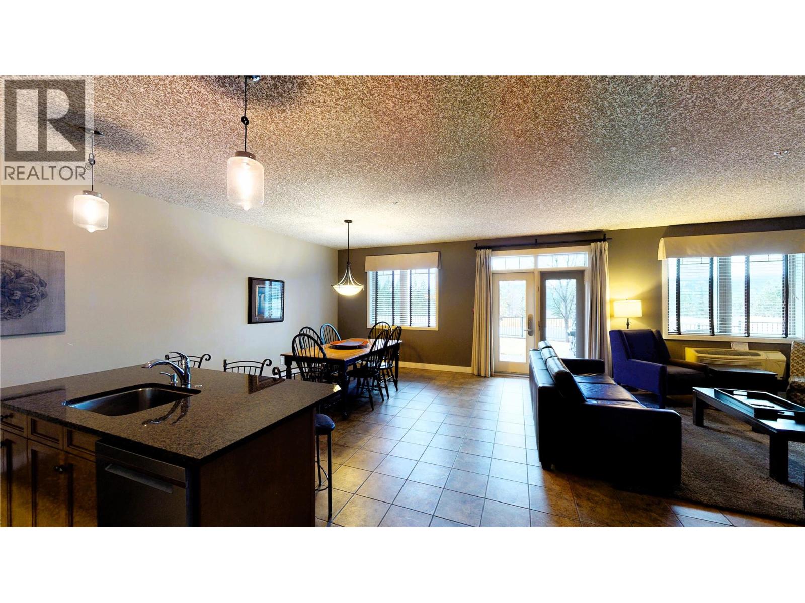 400 Bighorn Boulevard Unit# 416 J, Radium Hot Springs, British Columbia  V0A 1M0 - Photo 2 - 10358529