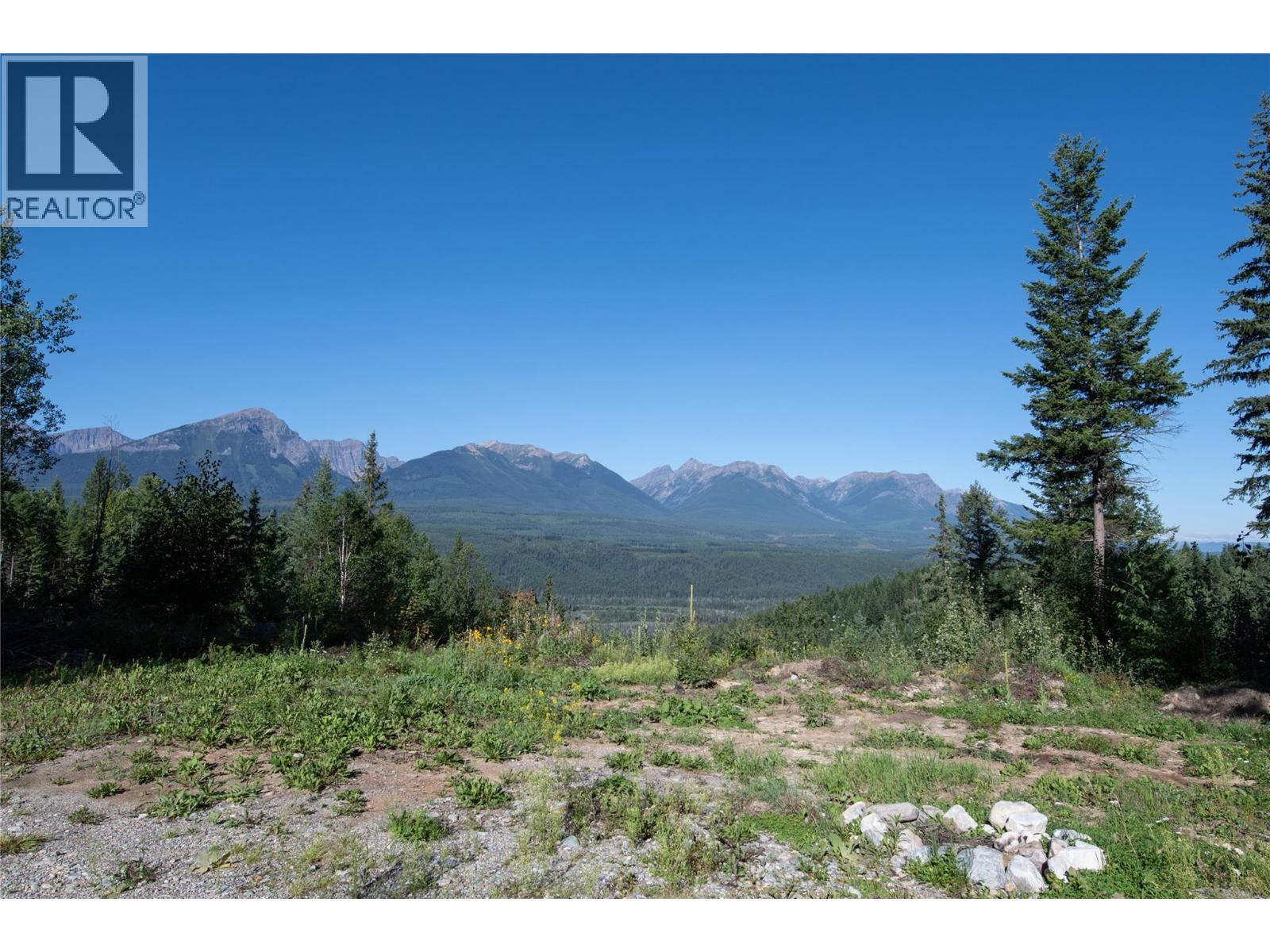 1524 KASHMIR Court, Golden, British Columbia