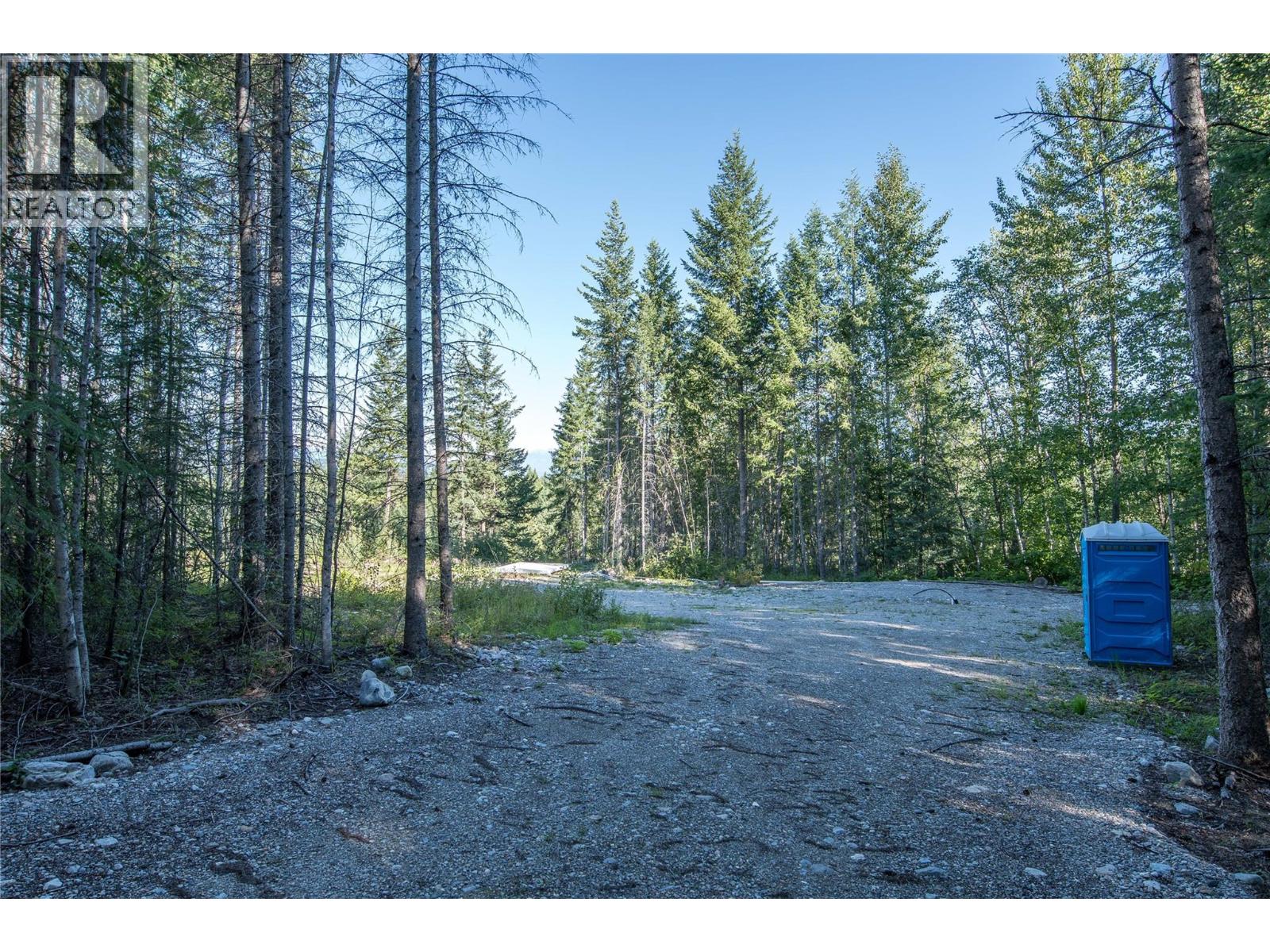 1524 Kashmir Court, Golden, British Columbia  V0A 1H1 - Photo 12 - 10359332