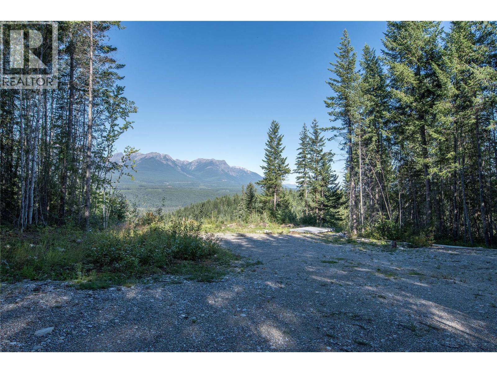 1524 Kashmir Court, Golden, British Columbia  V0A 1H1 - Photo 5 - 10359332