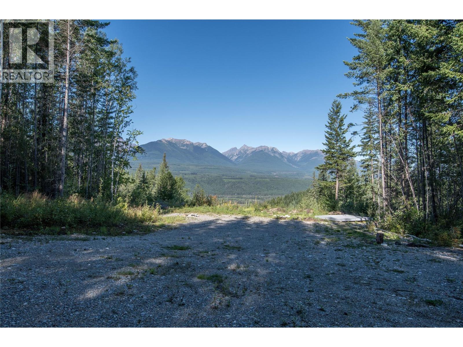 1524 Kashmir Court, Golden, British Columbia  V0A 1H1 - Photo 6 - 10359332