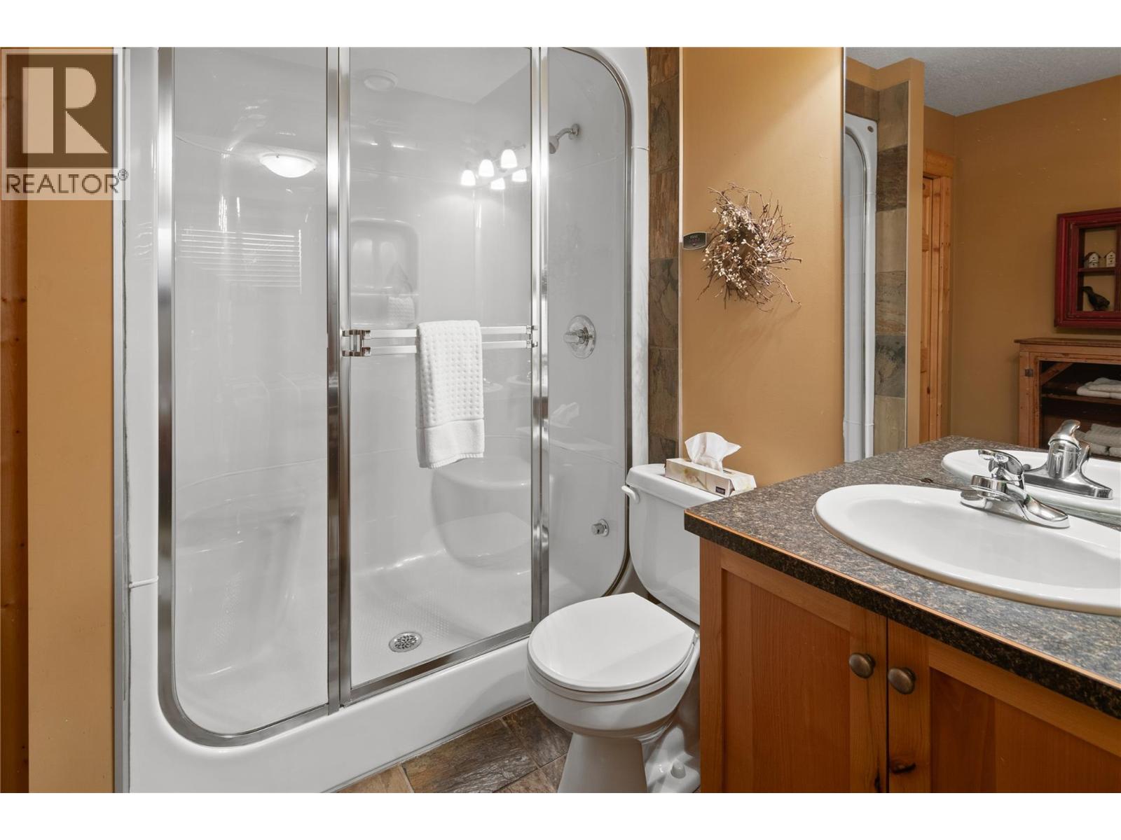 4868 Riverview Drive Unit# 12, Edgewater, British Columbia  V0A 1E0 - Photo 22 - 10359347