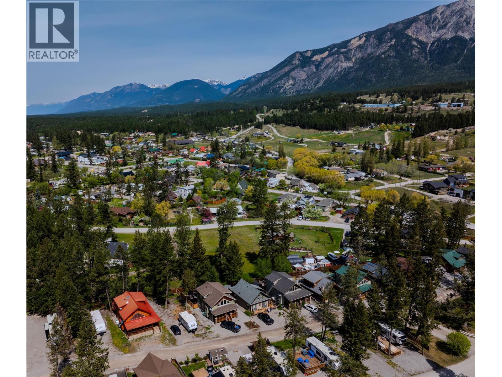 4868 Riverview Drive Unit# 12, Edgewater, British Columbia  V0A 1E0 - Photo 32 - 10359347