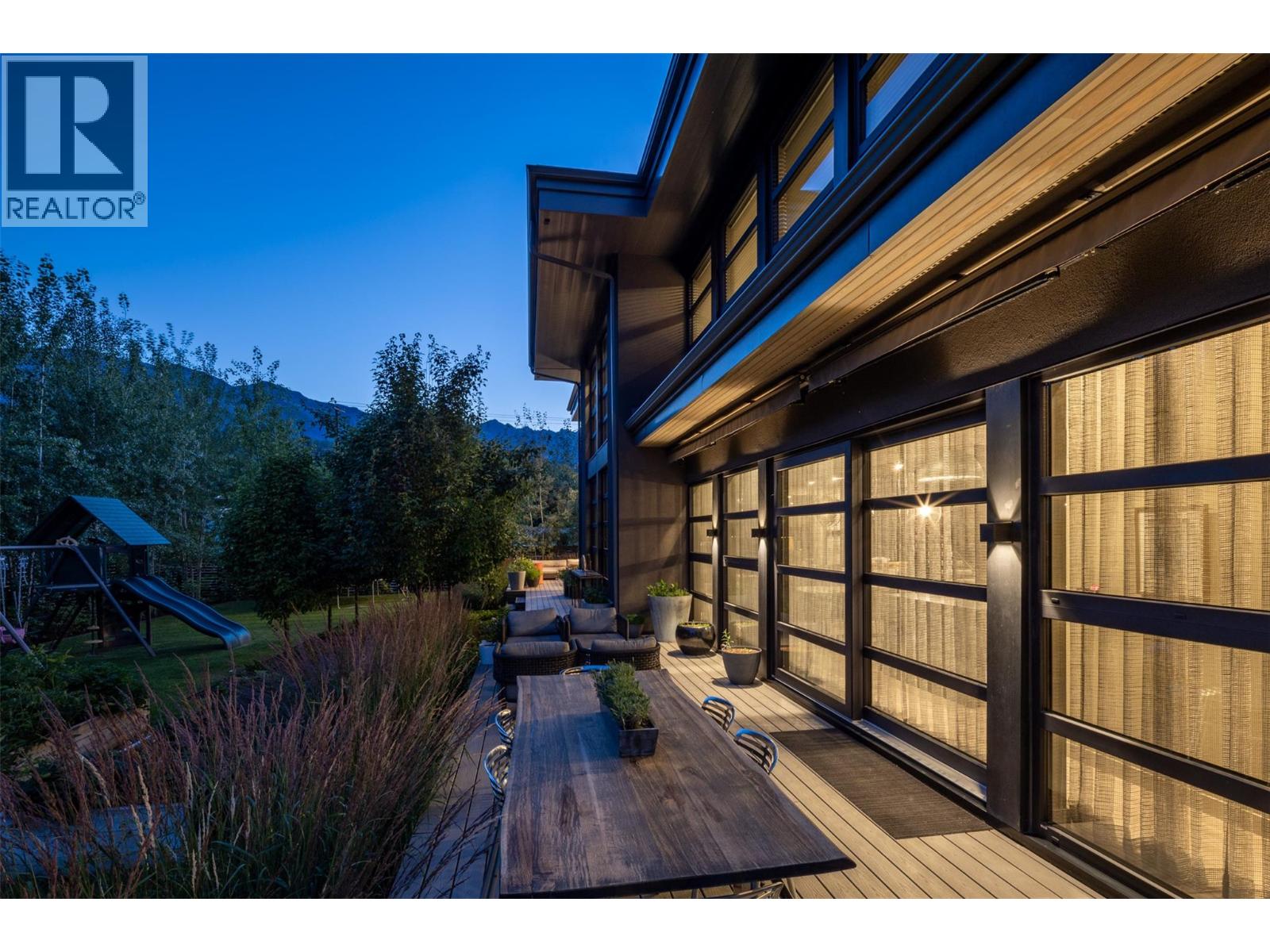 702 7th Street, Golden, British Columbia  V0A 1H0 - Photo 4 - 10358181