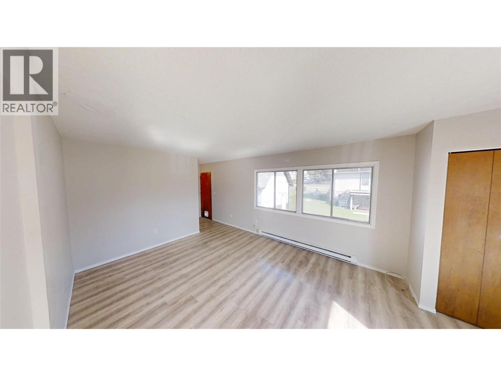 9179 Starke Avenue, Wilmer, British Columbia  V0A 1K5 - Photo 6 - 10359445