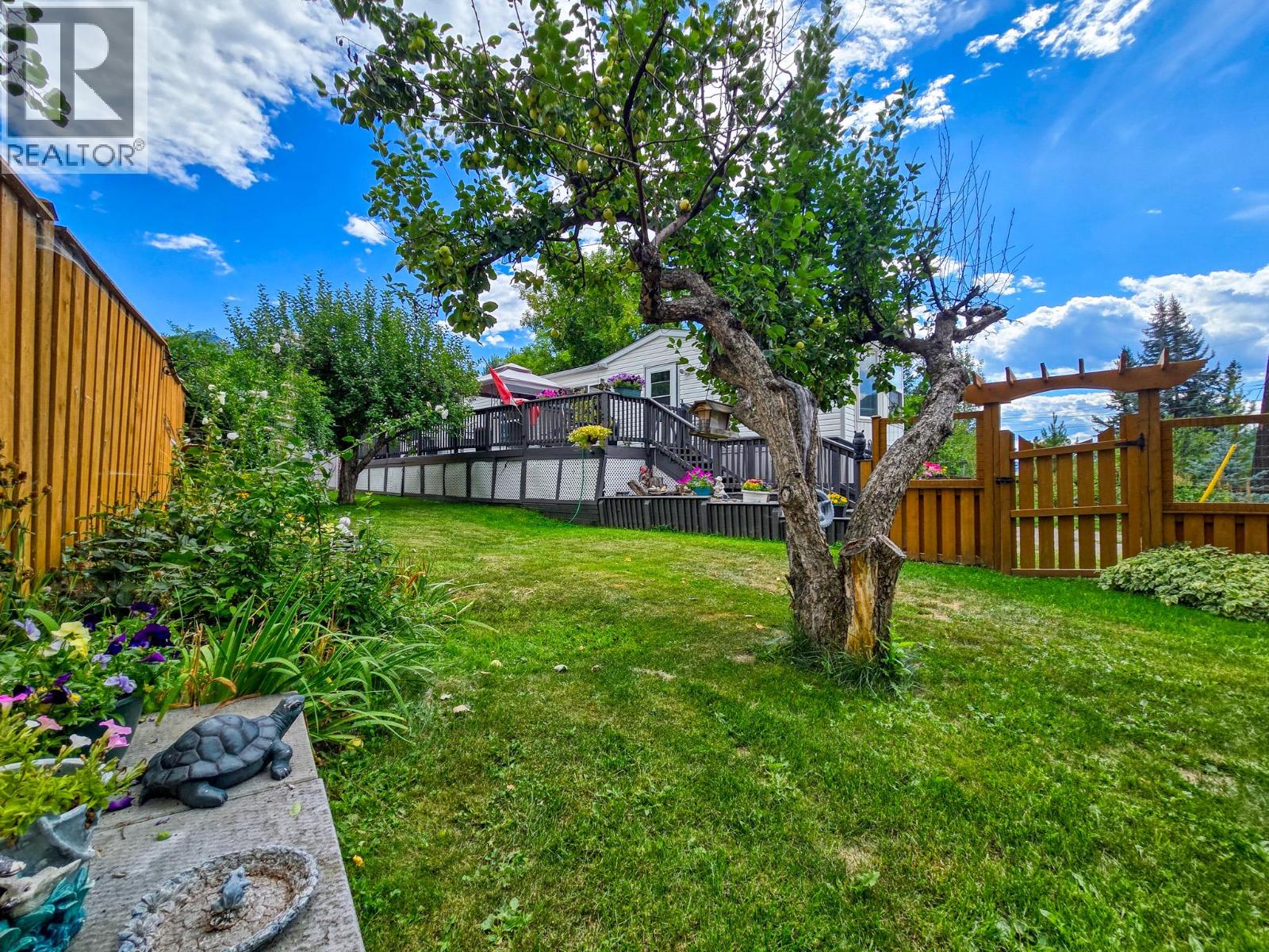 4789 Riverview Drive, Edgewater, British Columbia  V0A 1E0 - Photo 1 - 10359554
