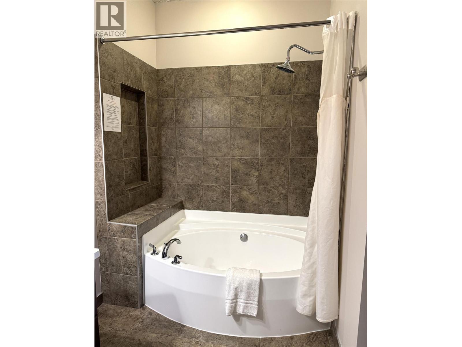 500 Bighorn Boulevard Unit# 533b, Radium Hot Springs, British Columbia  V0A 1M0 - Photo 28 - 10359532
