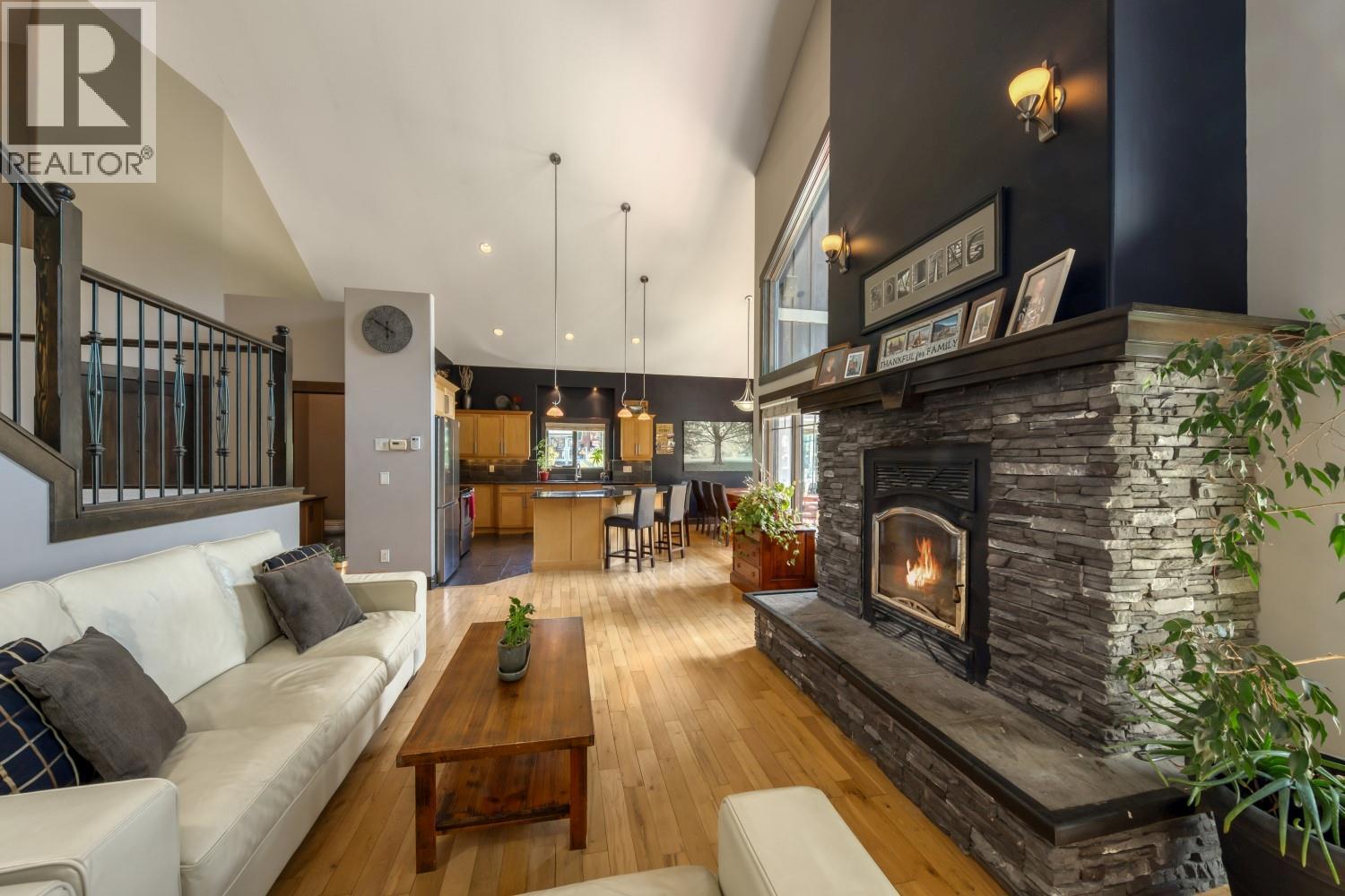 2576 Sandstone Green, Invermere, British Columbia  V0A 1K6 - Photo 16 - 10359648
