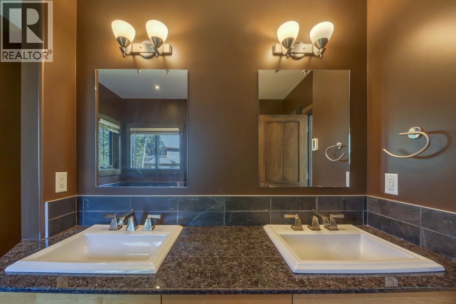 2576 Sandstone Green, Invermere, British Columbia  V0A 1K6 - Photo 21 - 10359648