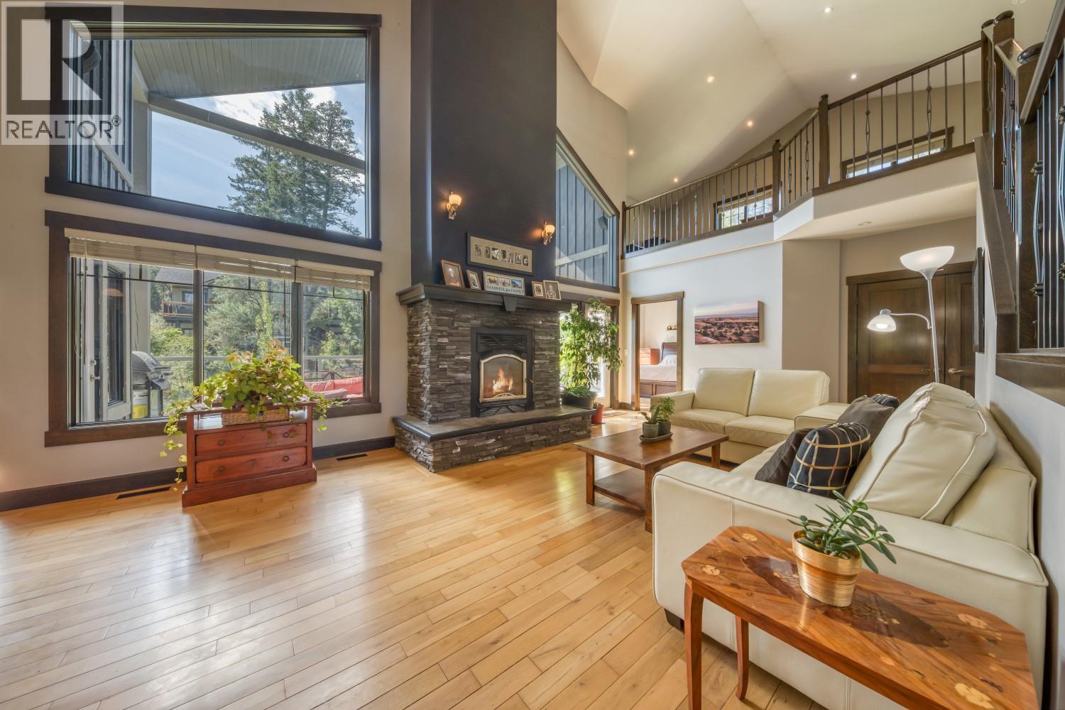 2576 Sandstone Green, Invermere, British Columbia  V0A 1K6 - Photo 6 - 10359648