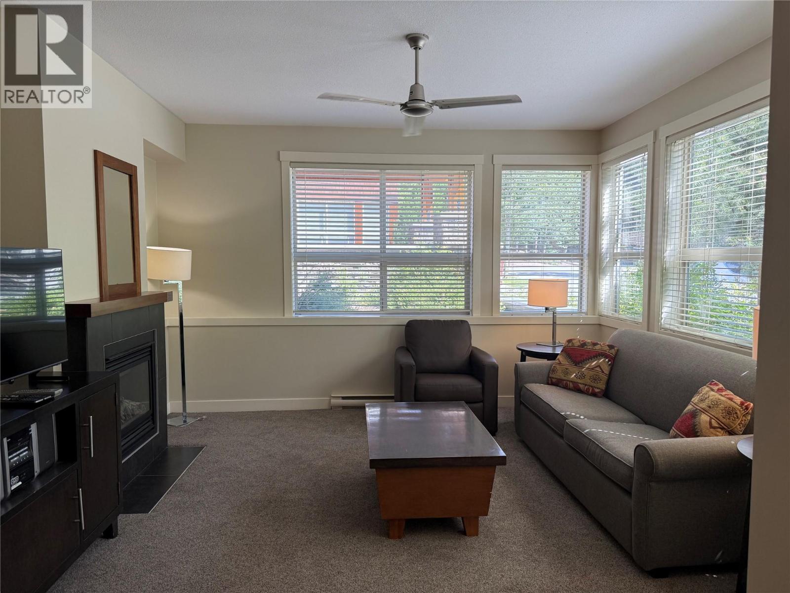 2049 Summit Drive Unit# 115d, Panorama, British Columbia  V0A 1T0 - Photo 1 - 10359707