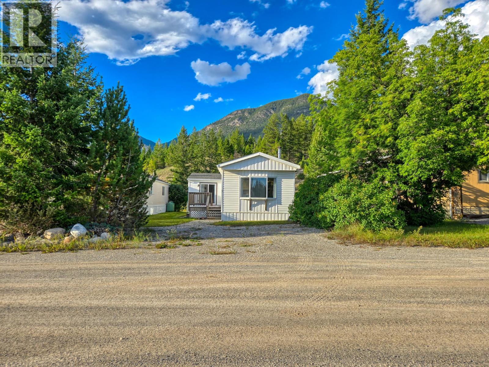 5174 LAMBERT Road Unit# 6A, Invermere, British Columbia
