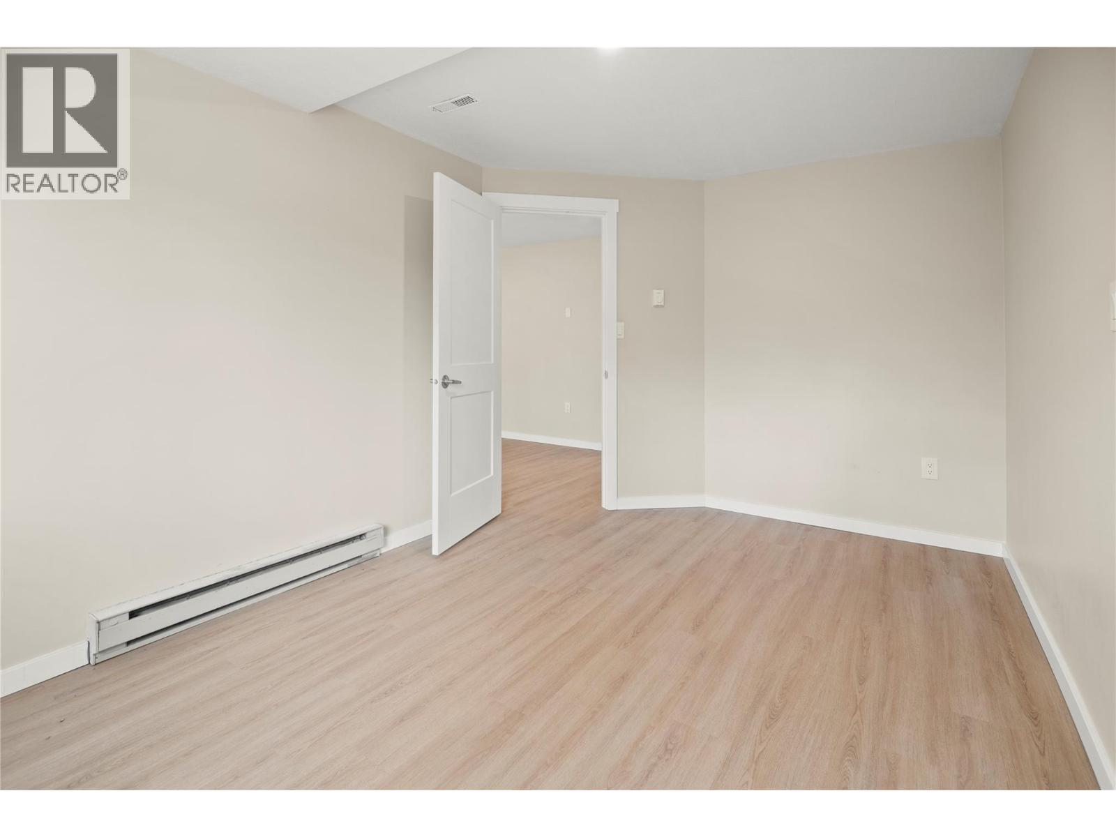 1737 13th Avenue, Invermere, British Columbia  V0A 1K4 - Photo 33 - 10361053