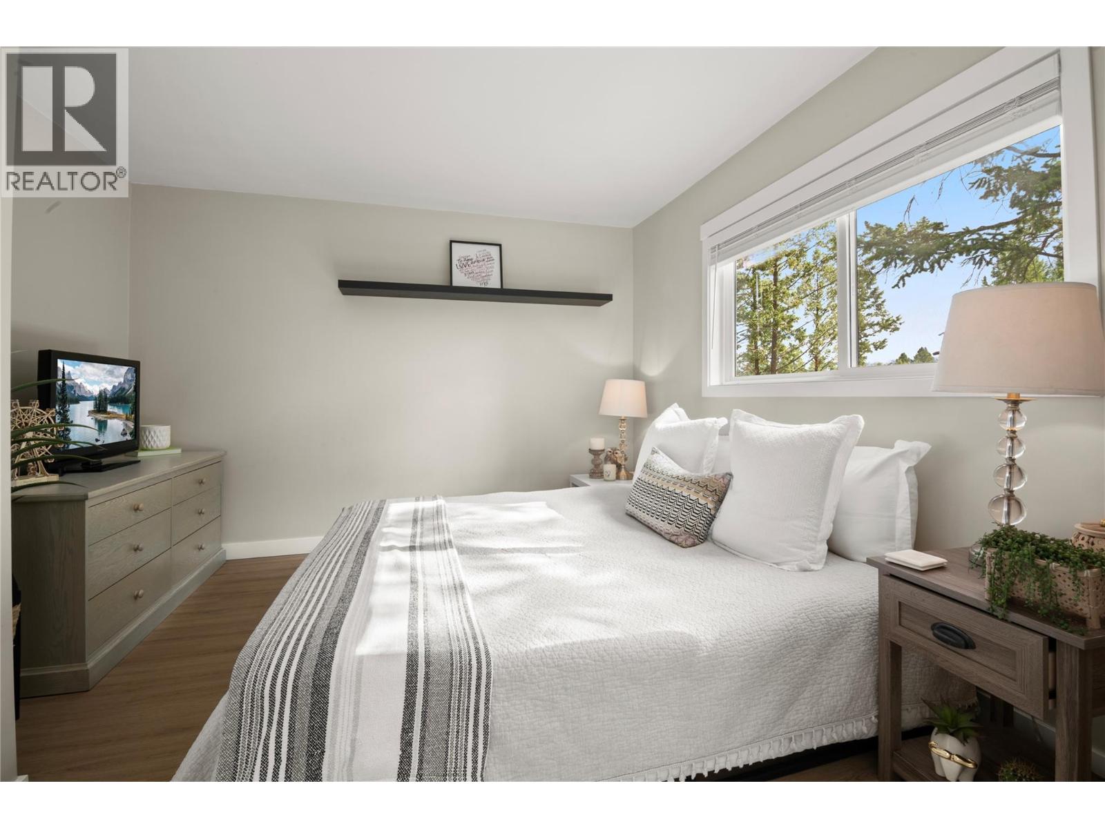 1737 13th Avenue, Invermere, British Columbia  V0A 1K4 - Photo 9 - 10361053