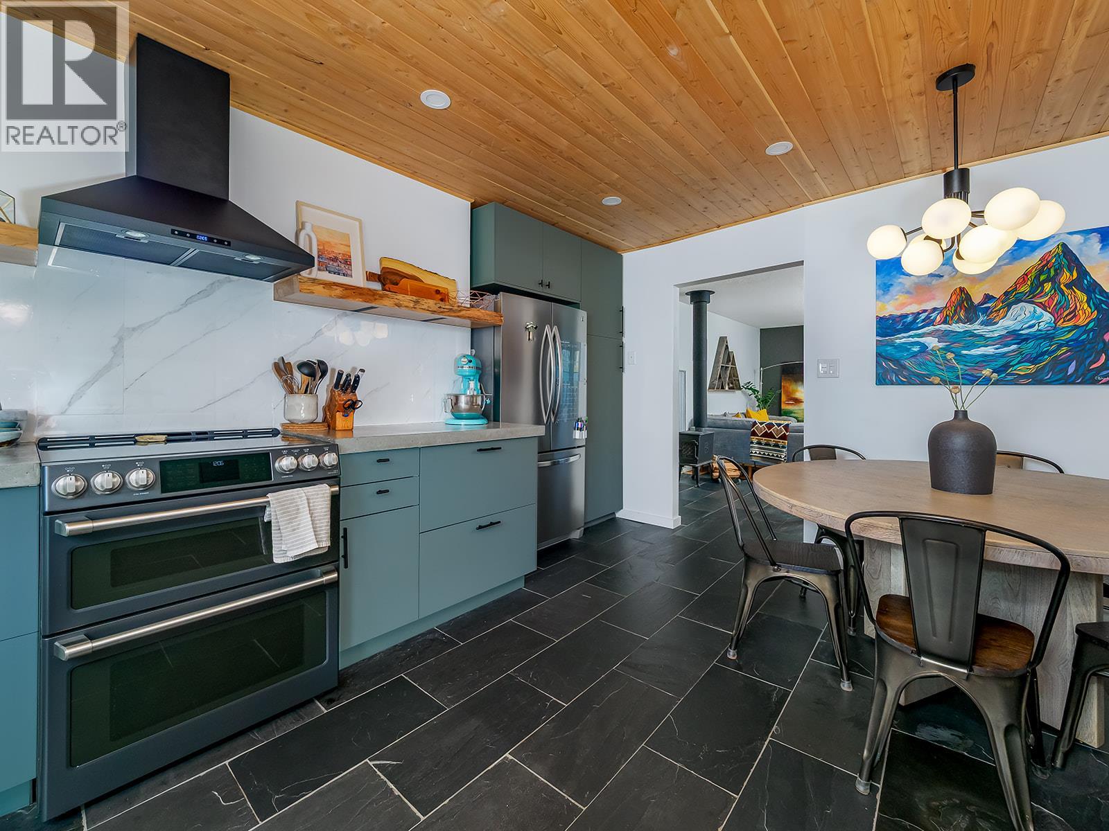 1326 10th Street S, Golden, British Columbia  V0A 1H0 - Photo 6 - 10360798