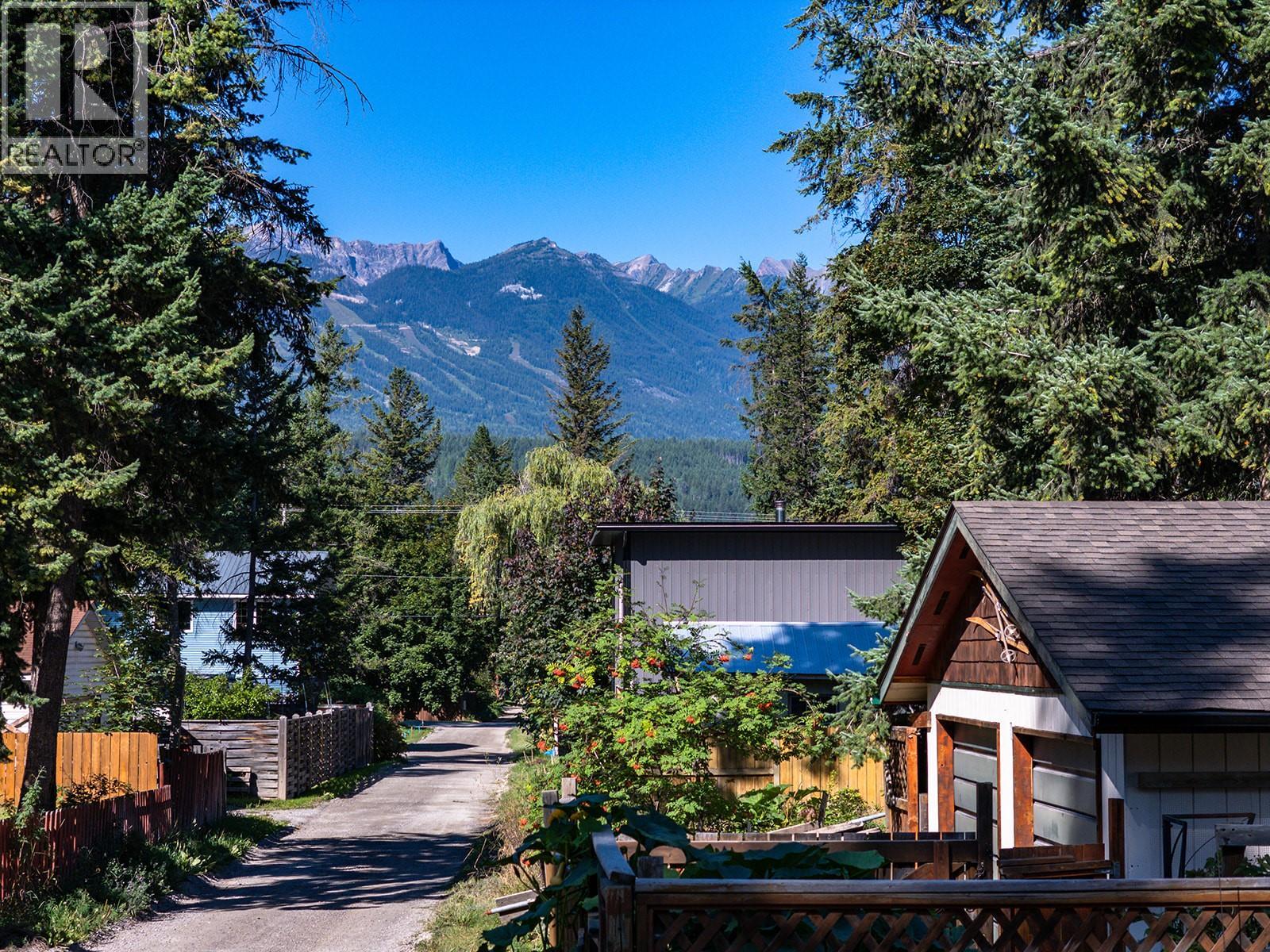 1326 10th Street S, Golden, British Columbia  V0A 1H0 - Photo 62 - 10360798