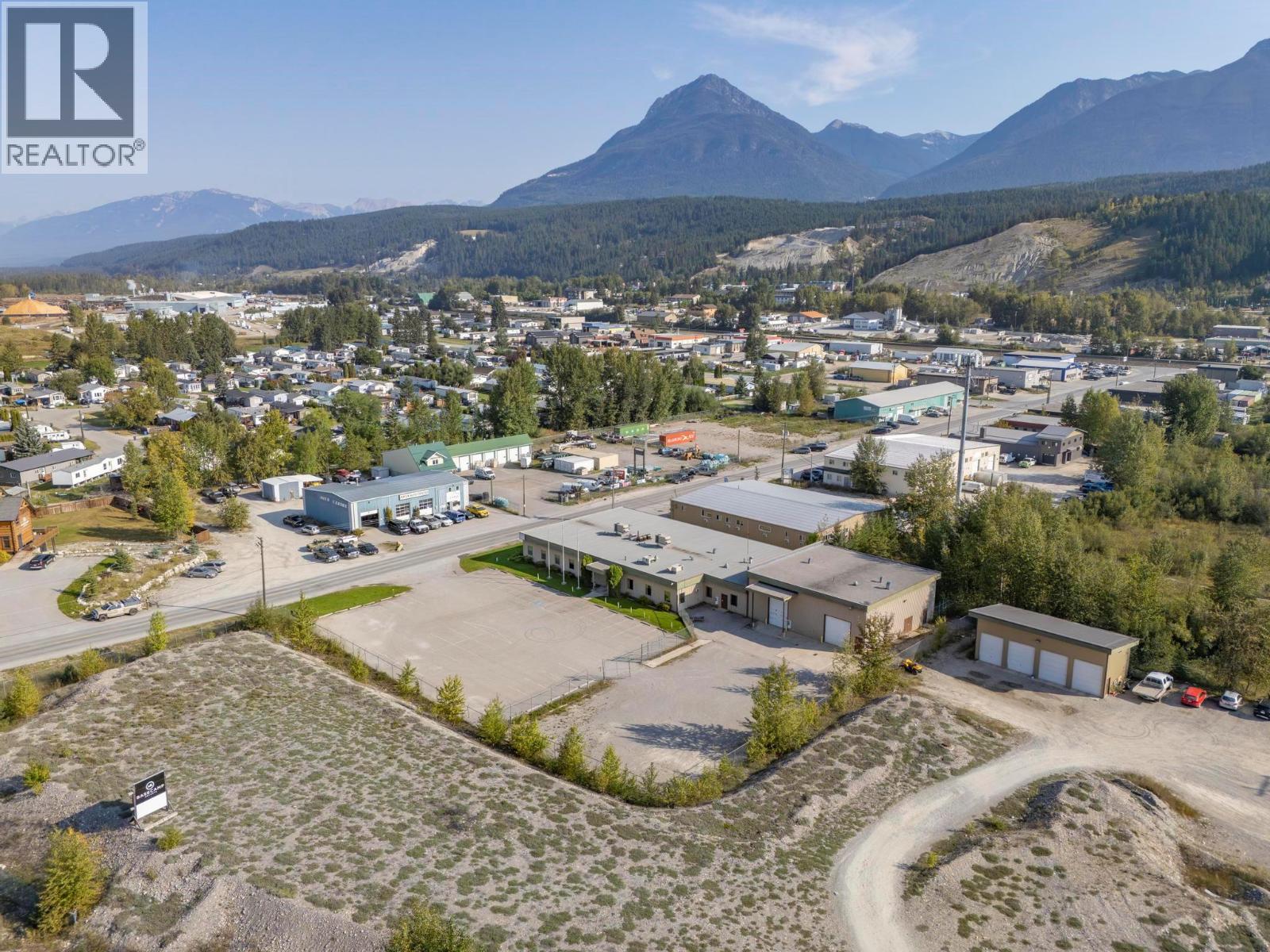 800 9th Street, Golden, British Columbia  V0A 1H0 - Photo 42 - 10361064