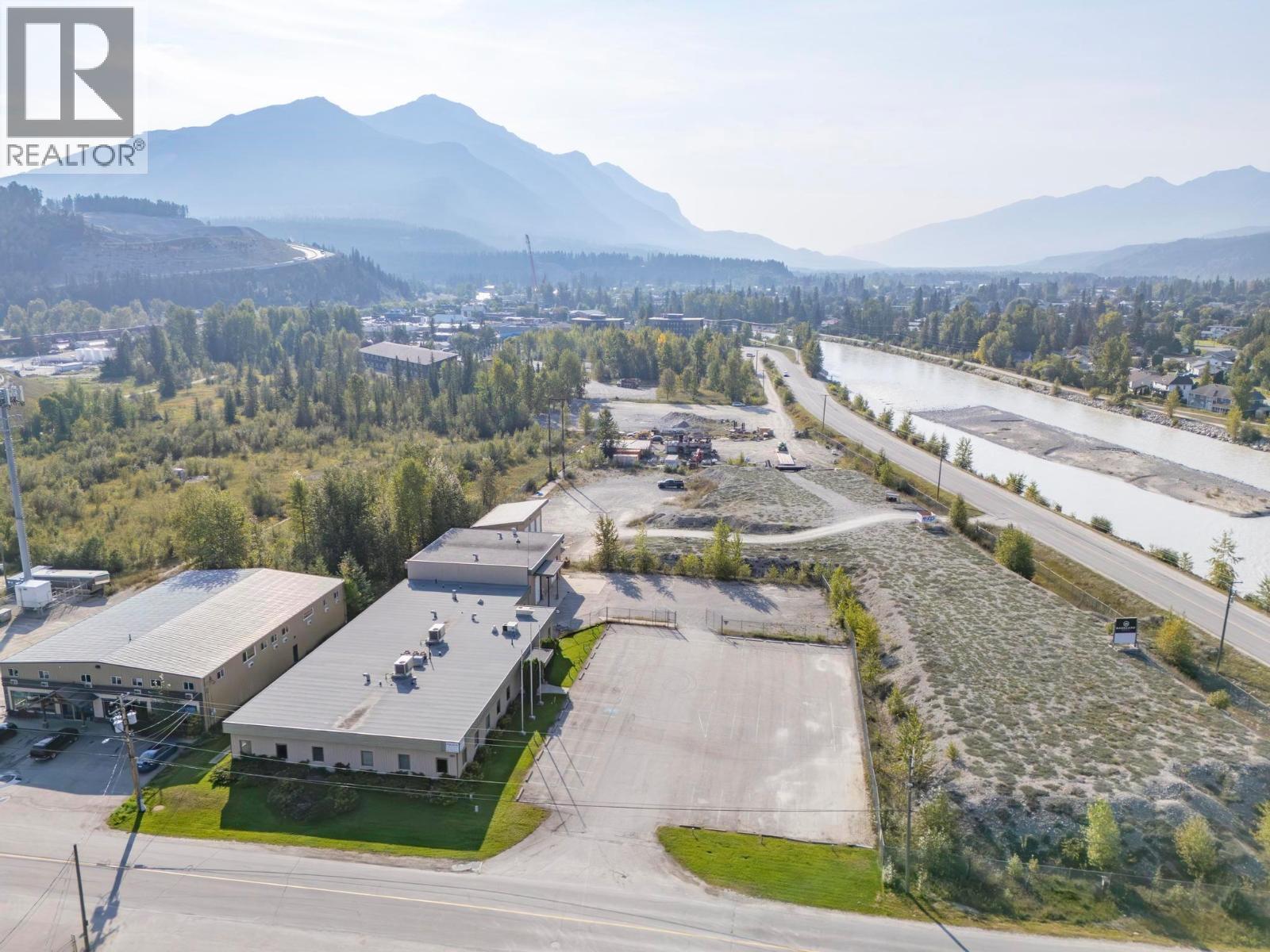 800 9th Street, Golden, British Columbia  V0A 1H0 - Photo 45 - 10361064