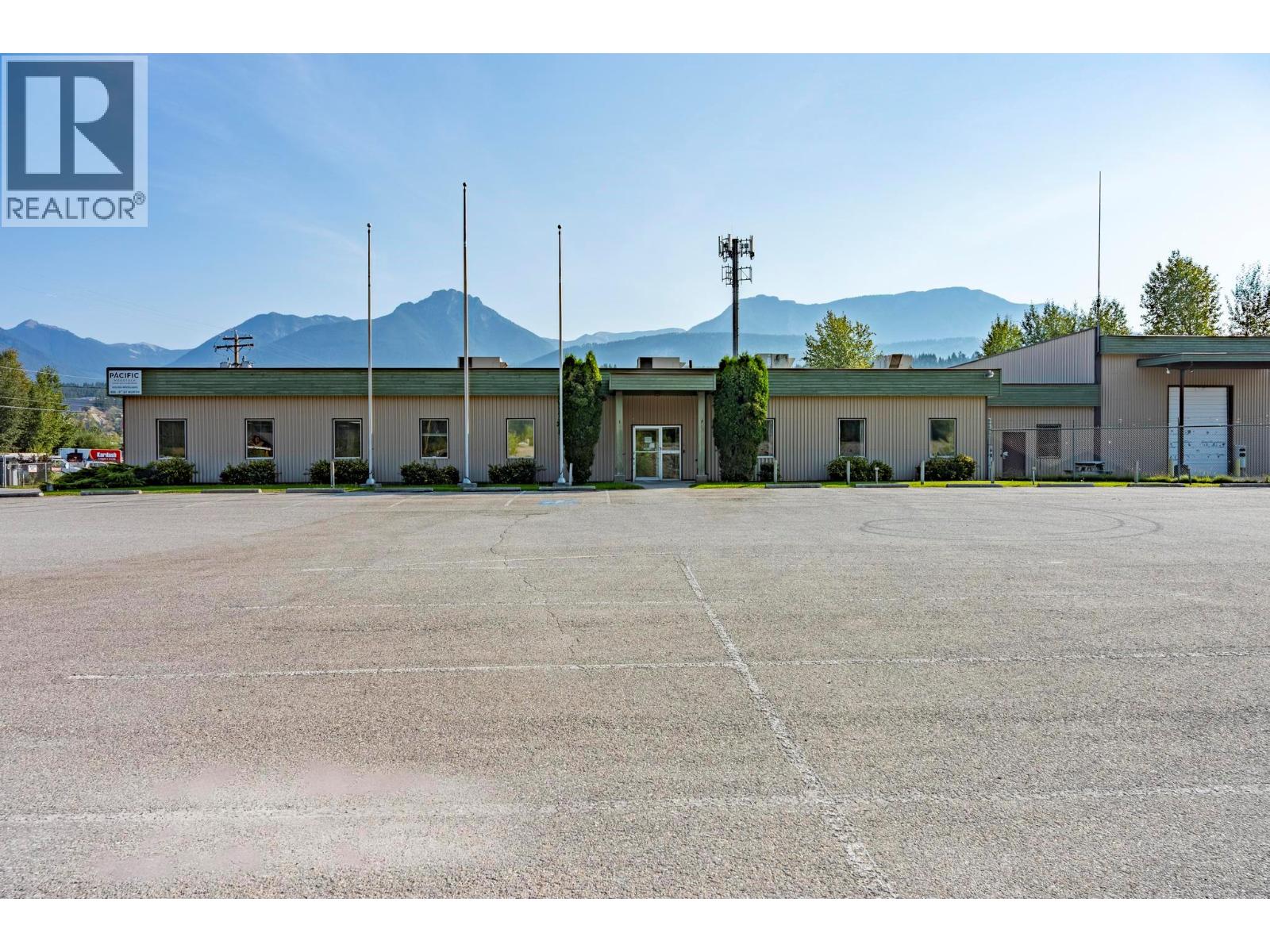 800 9th Street, Golden, British Columbia  V0A 1H0 - Photo 51 - 10361064