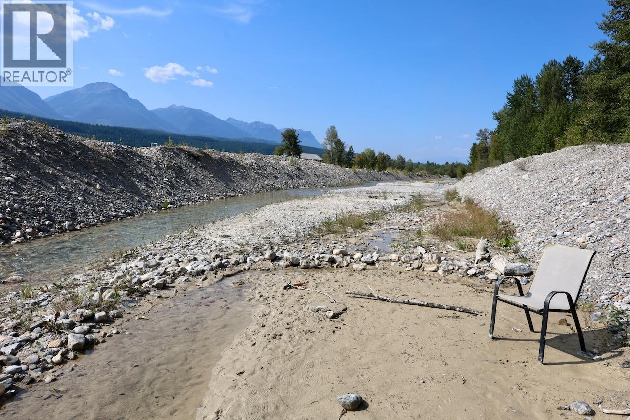 1409 11tth Avenue N Lot# 1, Golden, British Columbia  V0A 1H2 - Photo 3 - 10361169