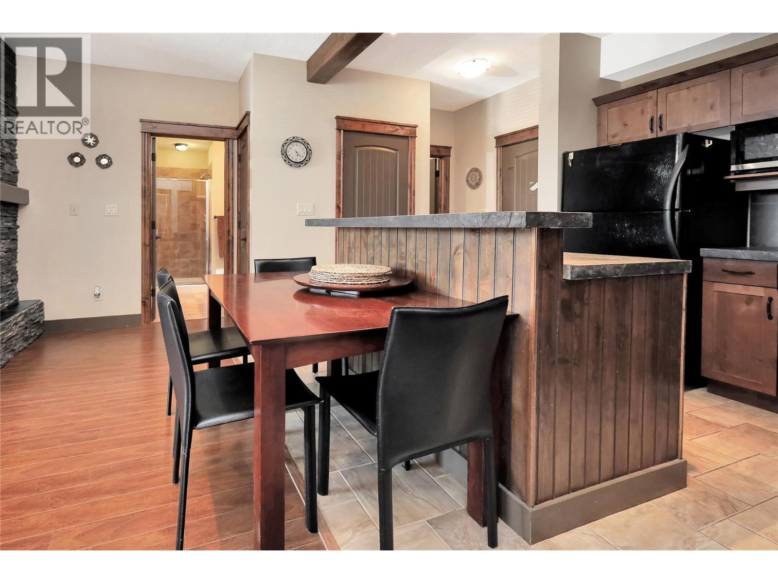 7495 Columbia Avenue Unit# 1111, Radium Hot Springs, British Columbia  V0A 1M0 - Photo 10 - 10360809