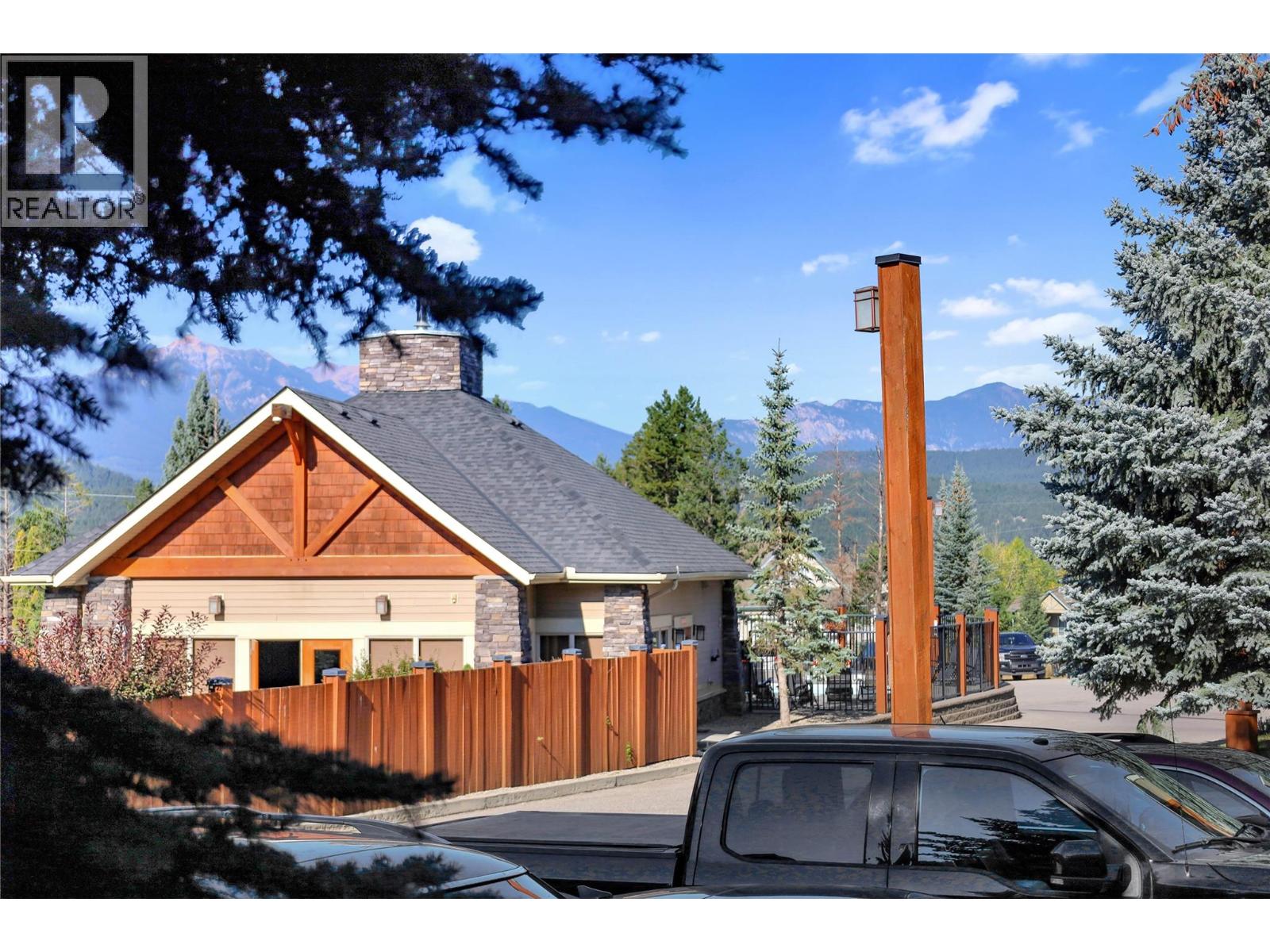 7495 Columbia Avenue Unit# 1111, Radium Hot Springs, British Columbia  V0A 1M0 - Photo 29 - 10360809