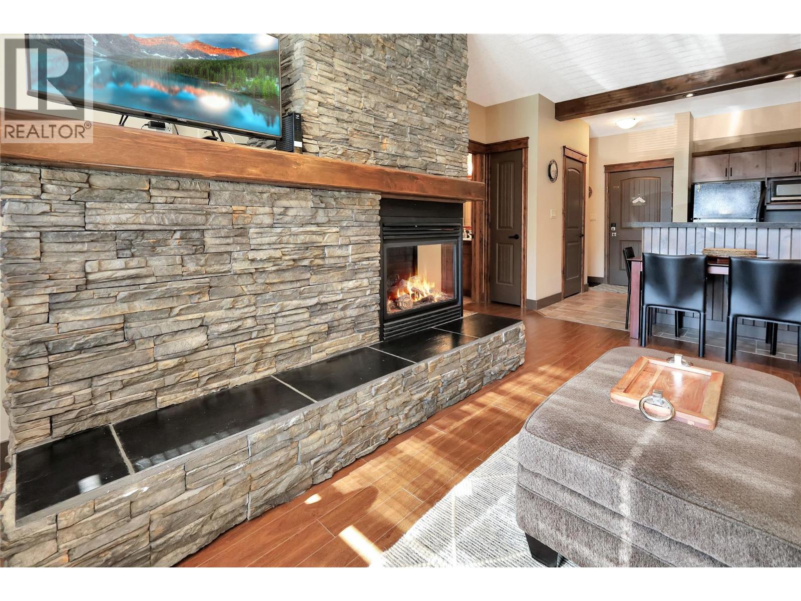 7495 Columbia Avenue Unit# 1111, Radium Hot Springs, British Columbia  V0A 1M0 - Photo 8 - 10360809